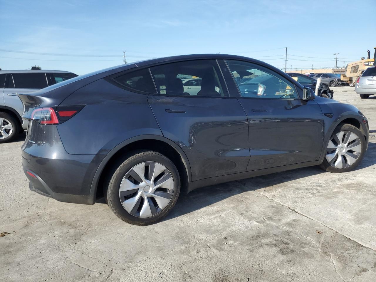 2024 TESLA MODEL Y - Фото 3