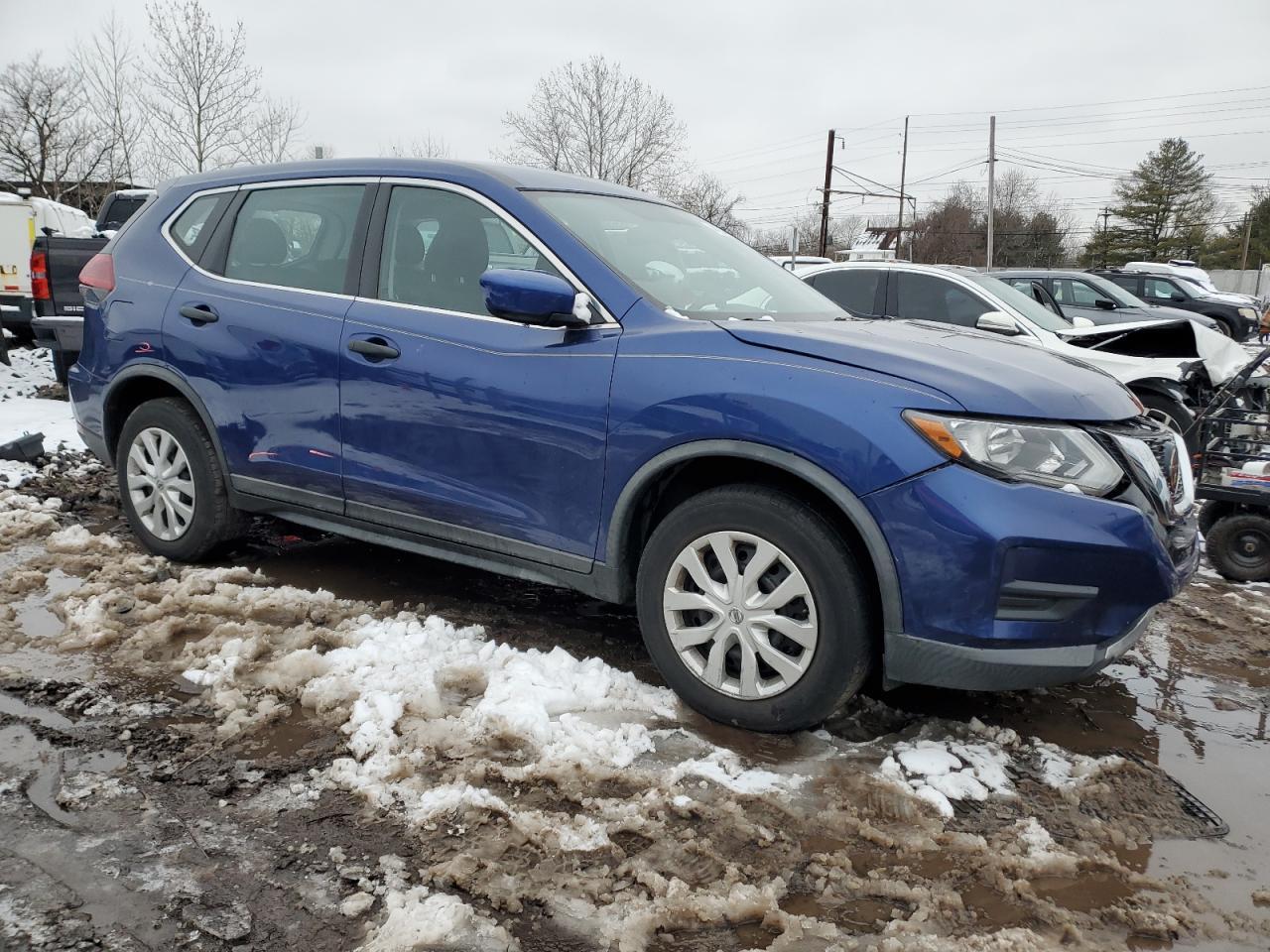 2018 NISSAN ROGUE S - Фото 4
