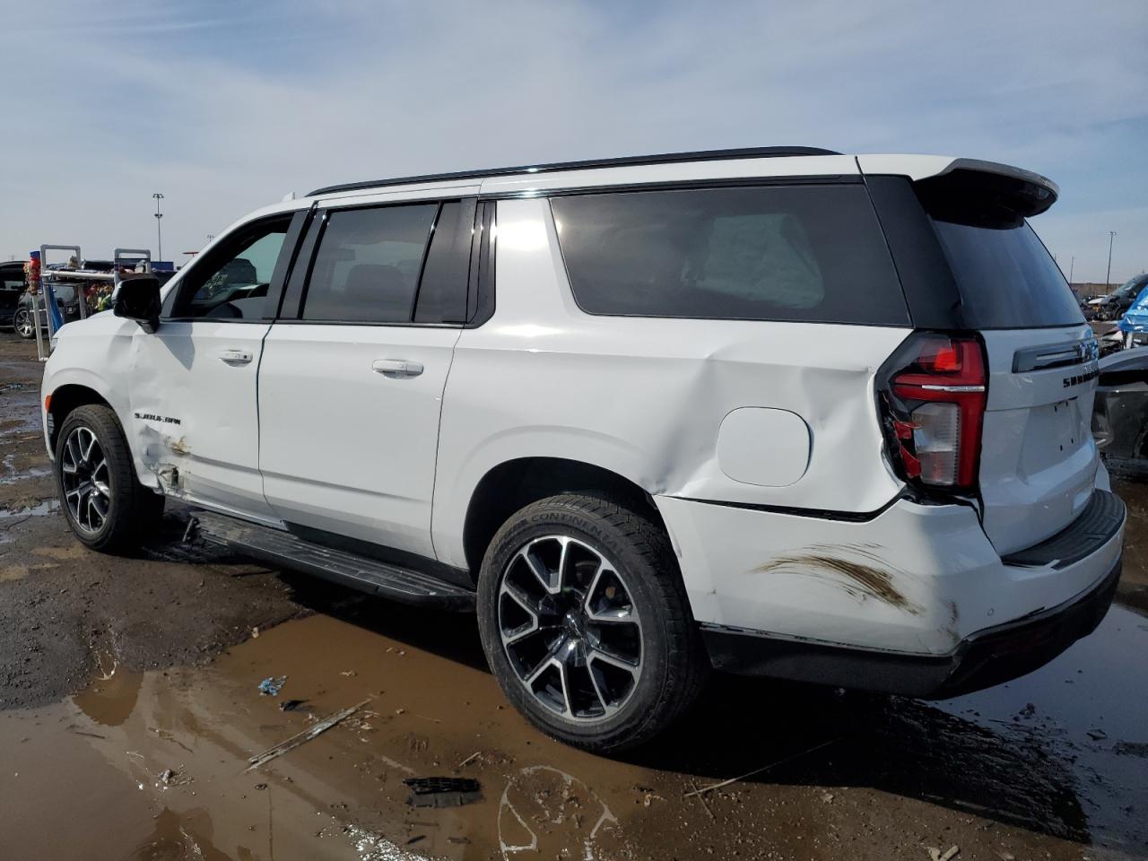 2021 CHEVROLET SUBURBAN K - Image 2