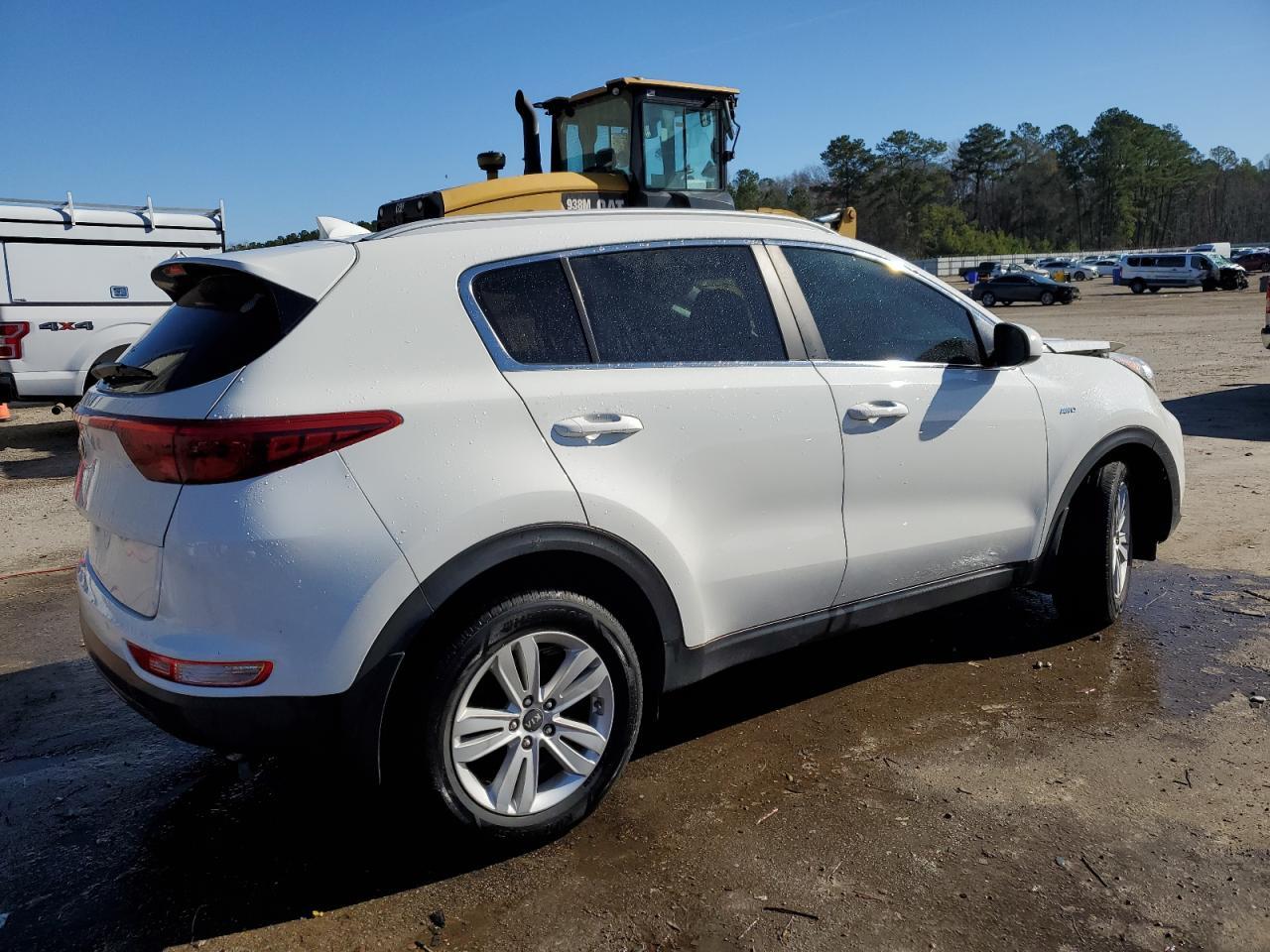 2017 KIA SPORTAGE L - Image 3