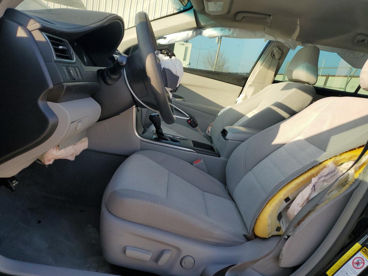 2016 TOYOTA CAMRY LE - Image 7