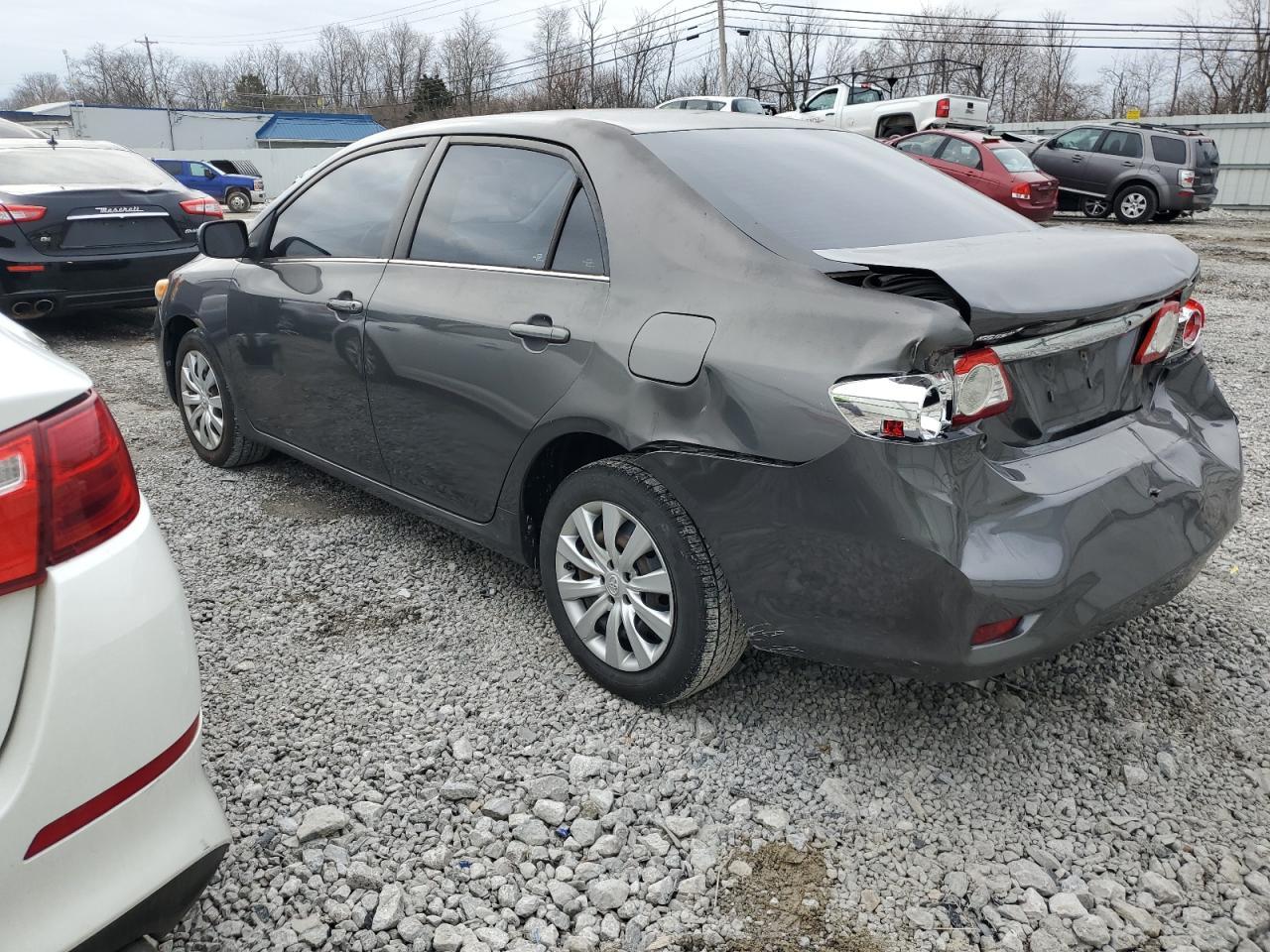 2013 TOYOTA COROLLA BA - Фото 2