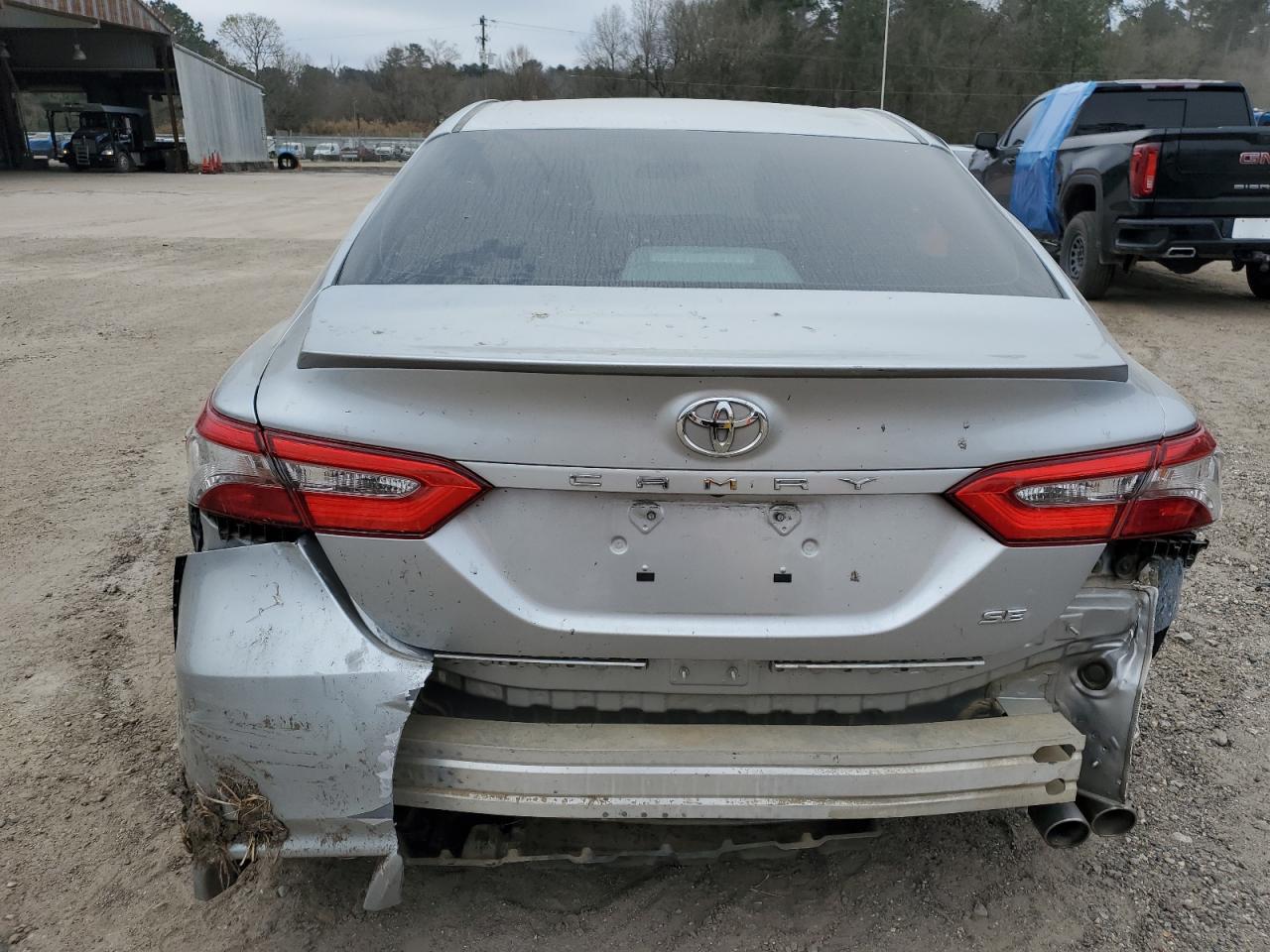 2018 TOYOTA CAMRY L - Фото 6