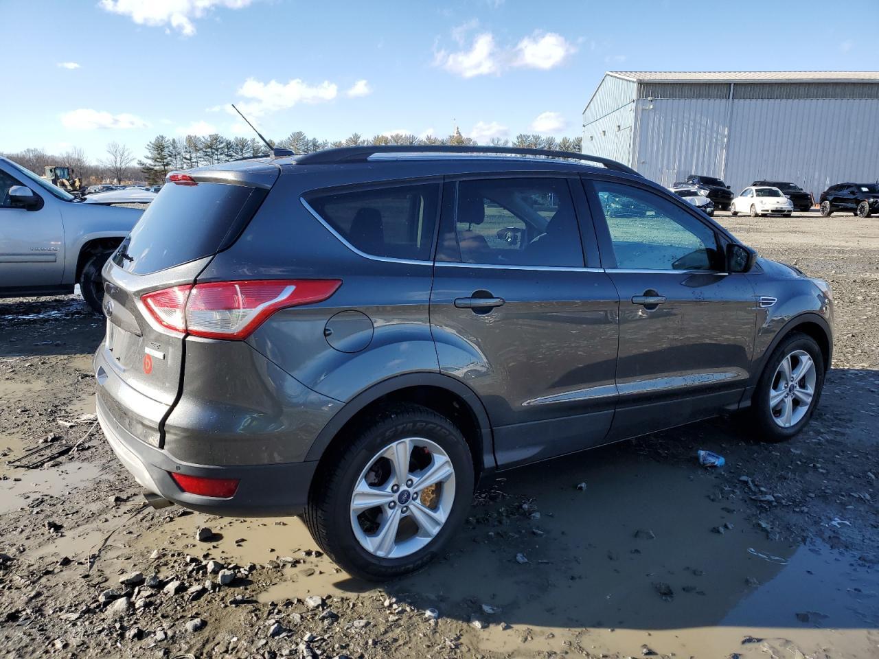 2015 FORD ESCAPE SE - Image 3