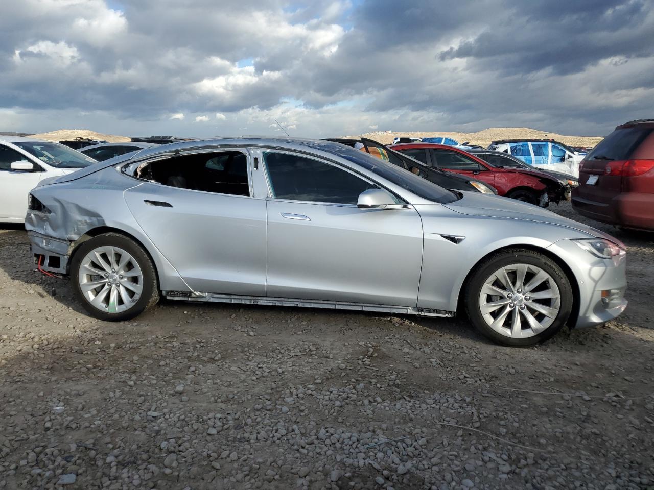 2017 TESLA MODEL S - Image 4
