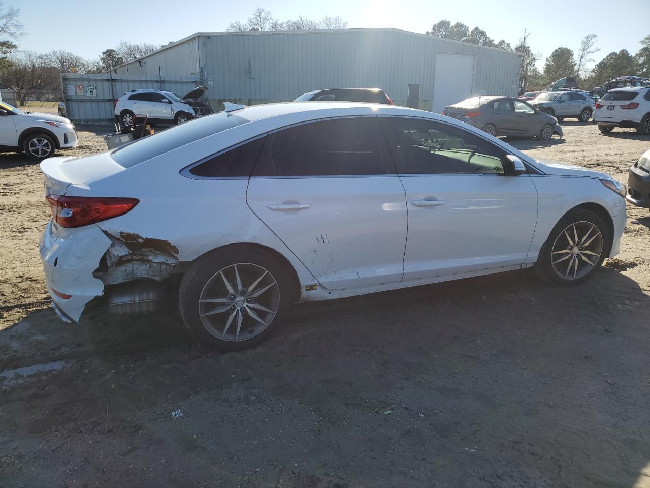2017 HYUNDAI SONATA SPO - Image 3