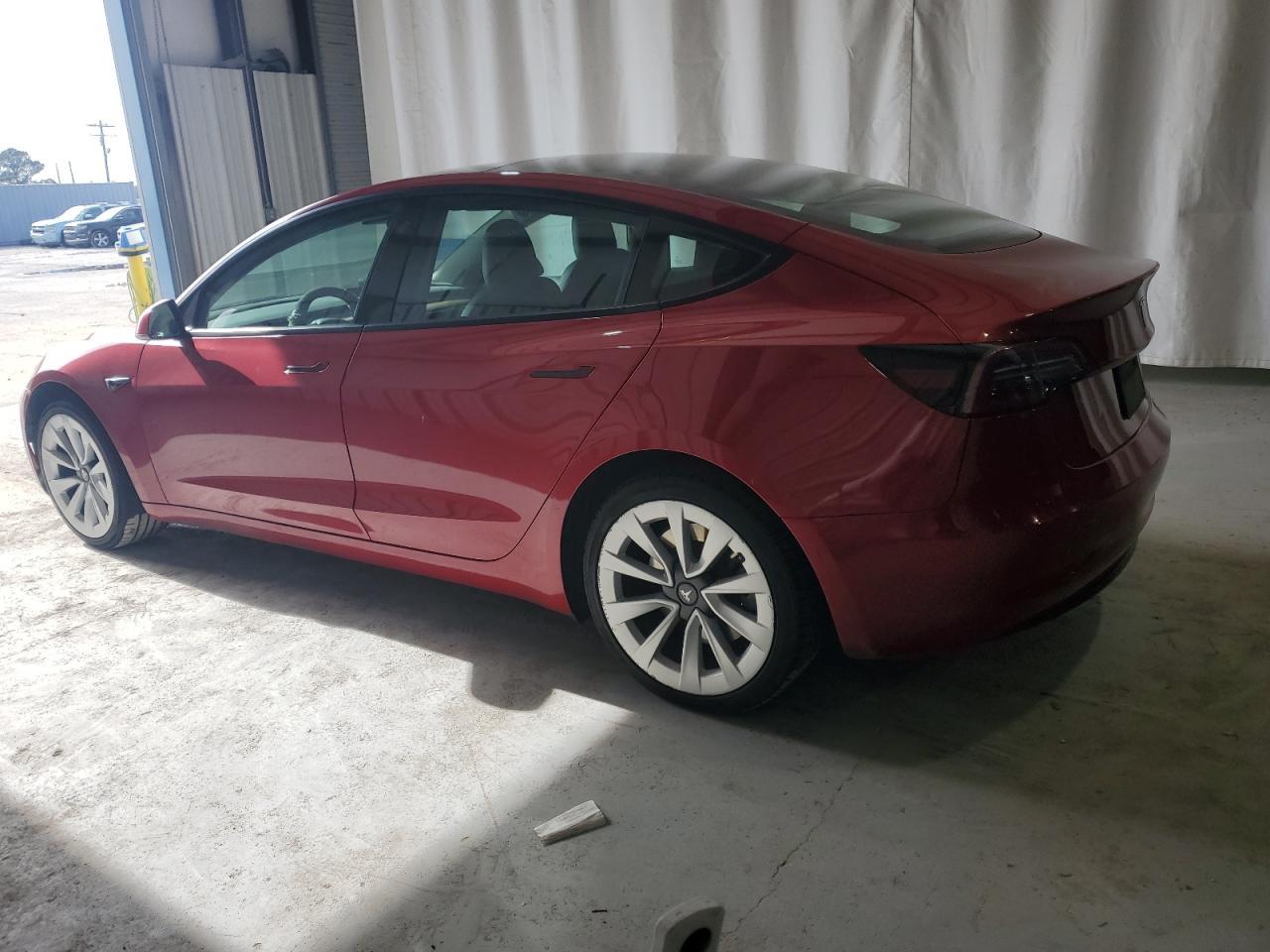 2022 TESLA MODEL 3 - Image 2