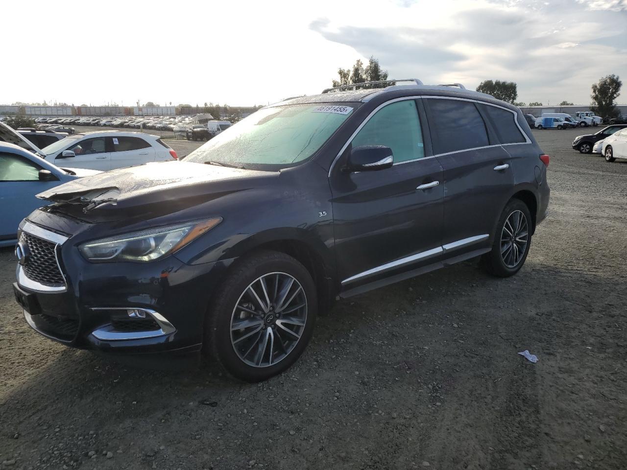 2019 INFINITI QX60 LUXE