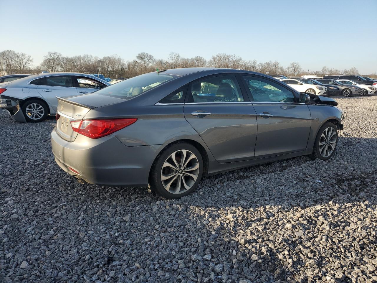 2013 HYUNDAI SONATA SE - Image 3