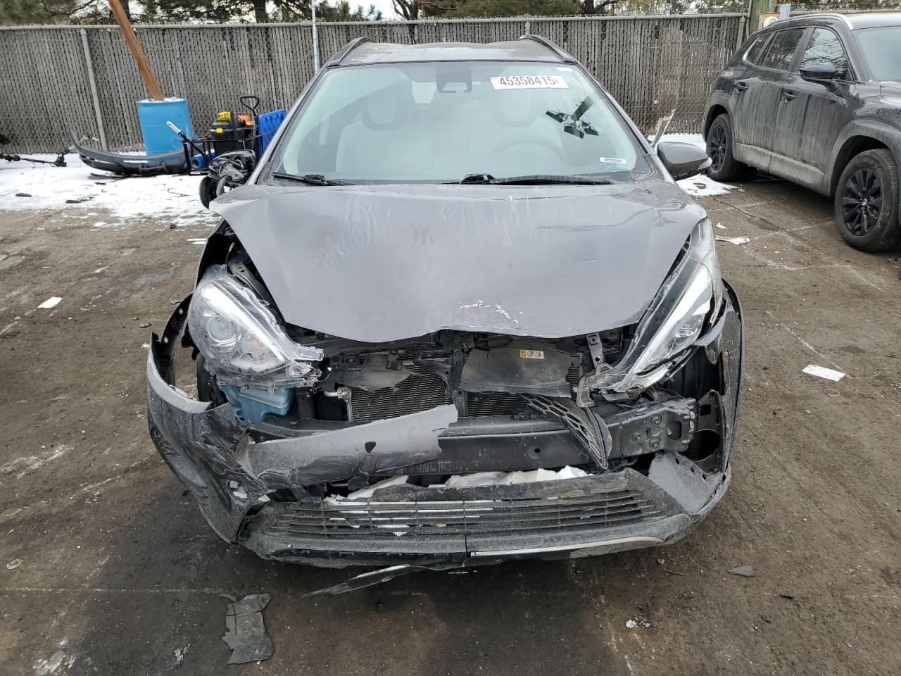 2018 TOYOTA PRIUS C - Image 5