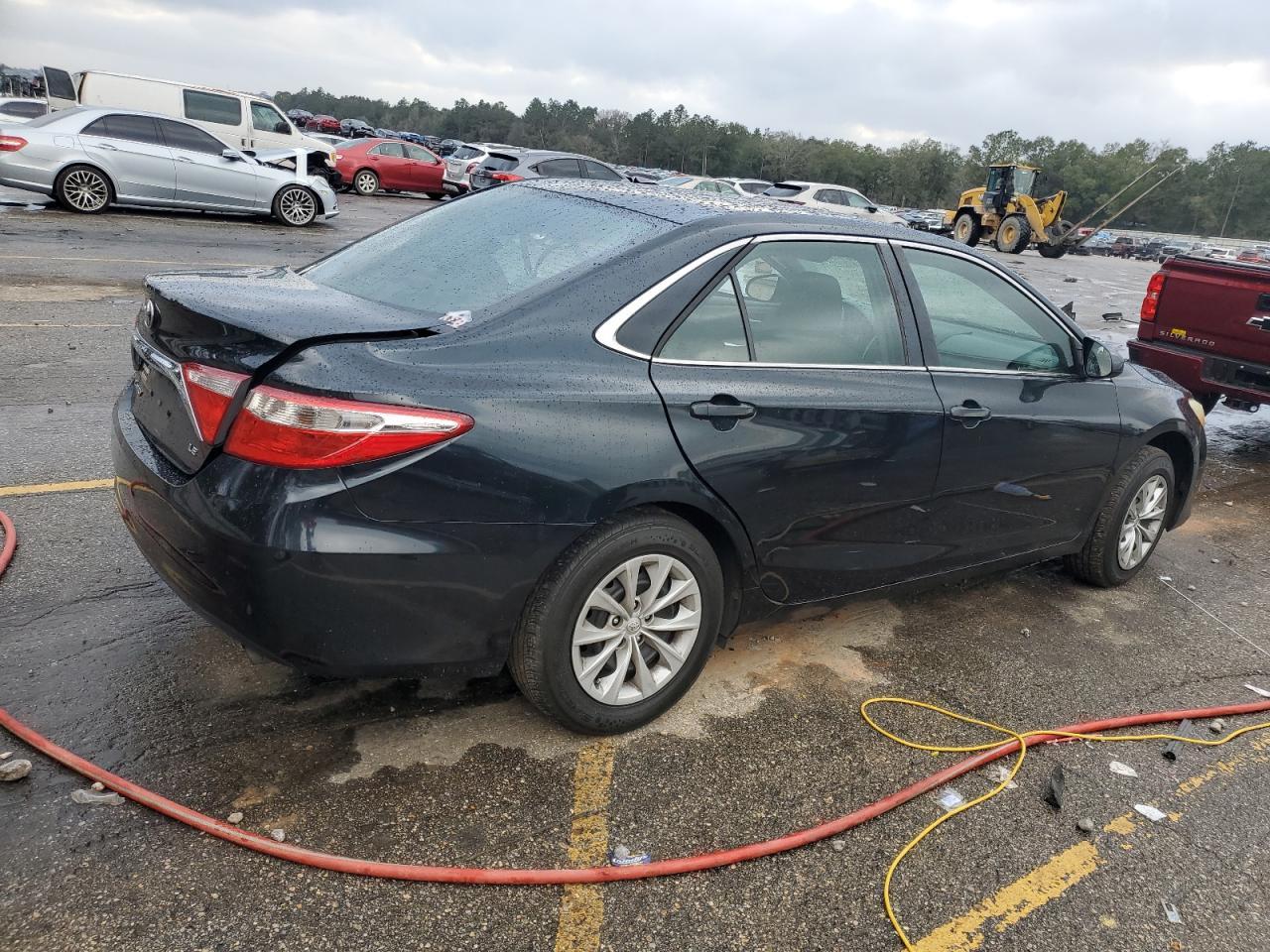 2016 TOYOTA CAMRY LE - Фото 3
