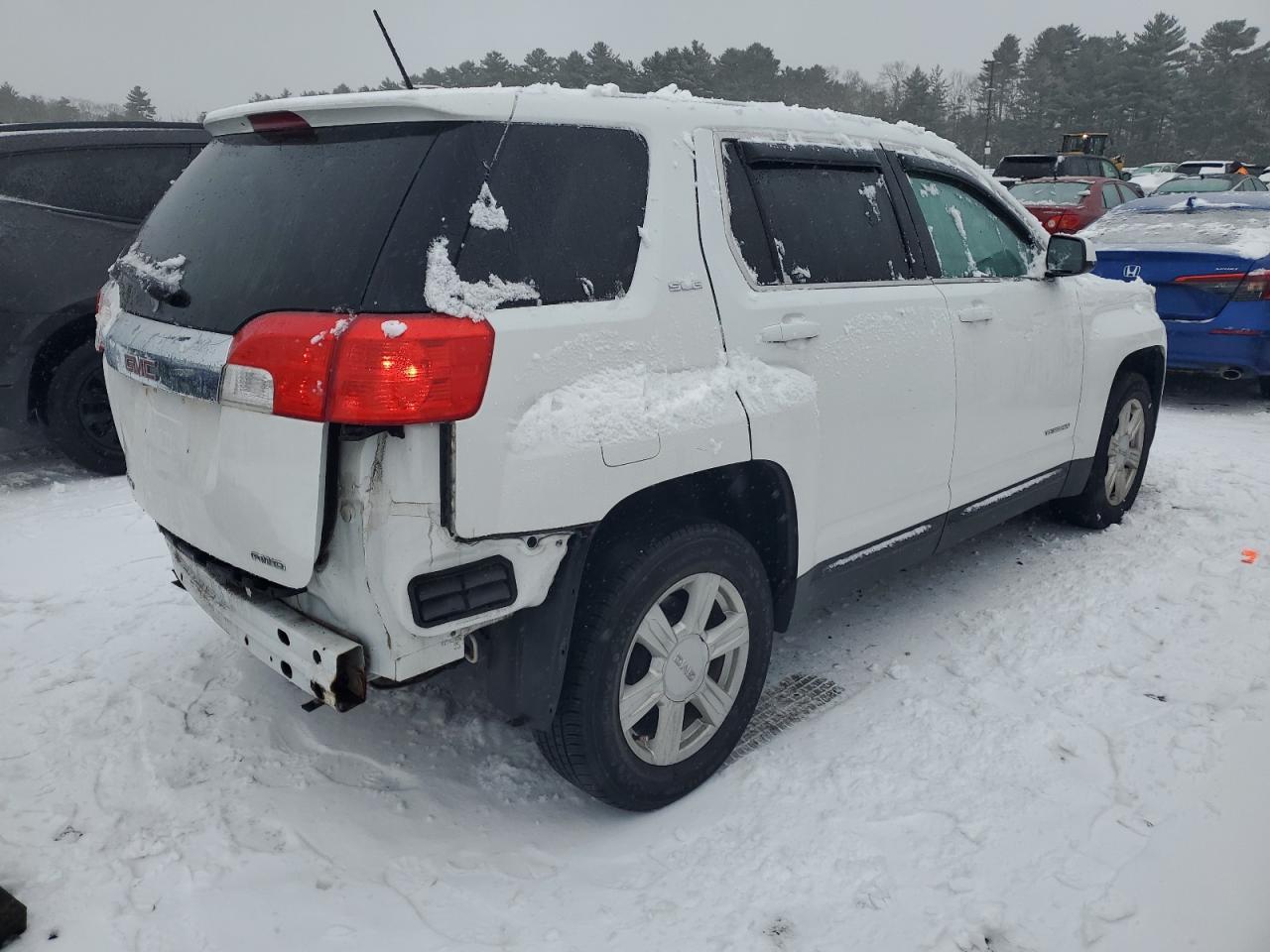 2016 GMC TERRAIN SL - Фото 3