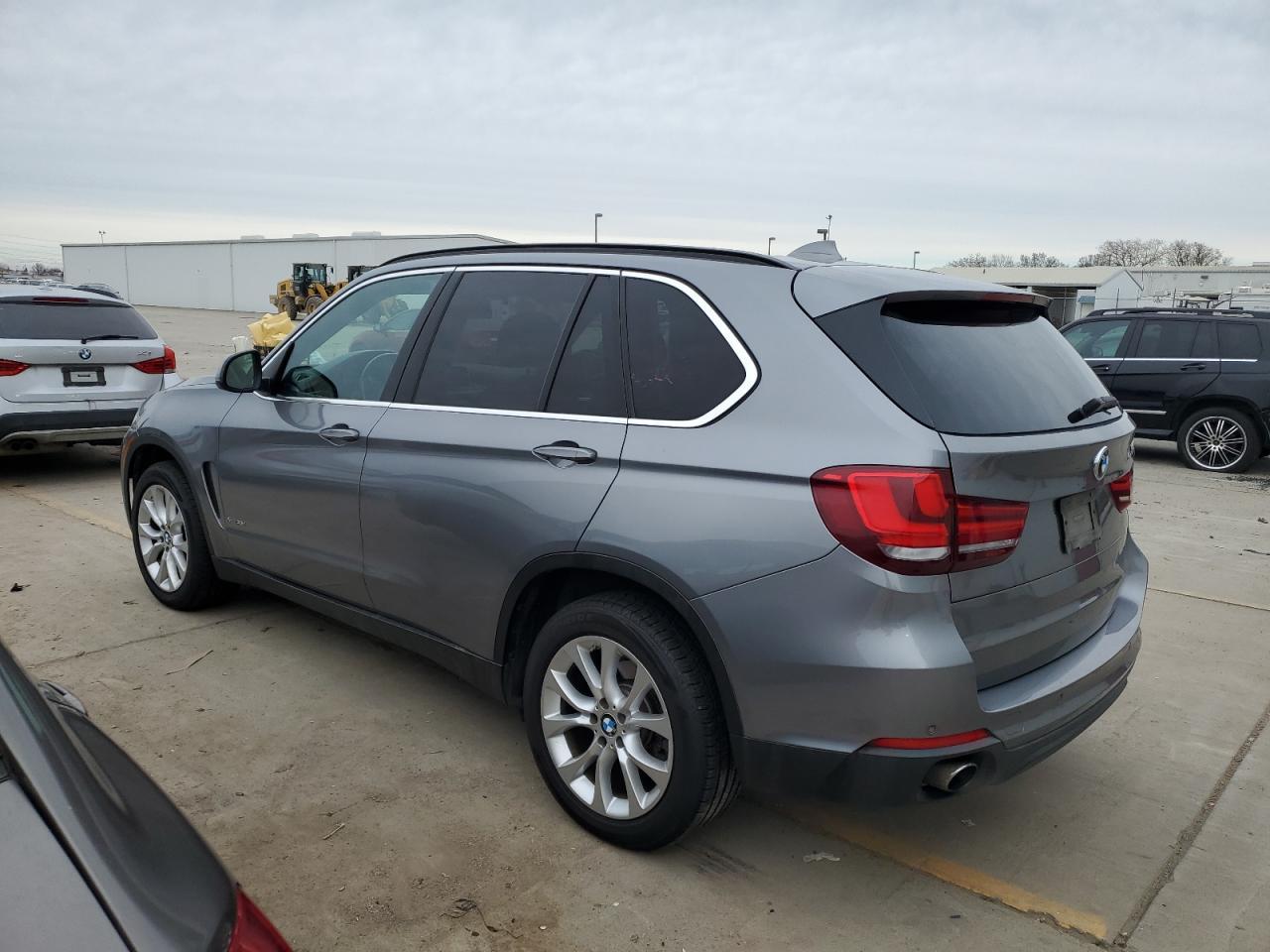 2016 BMW X5 XDRIVE3 - Фото 2