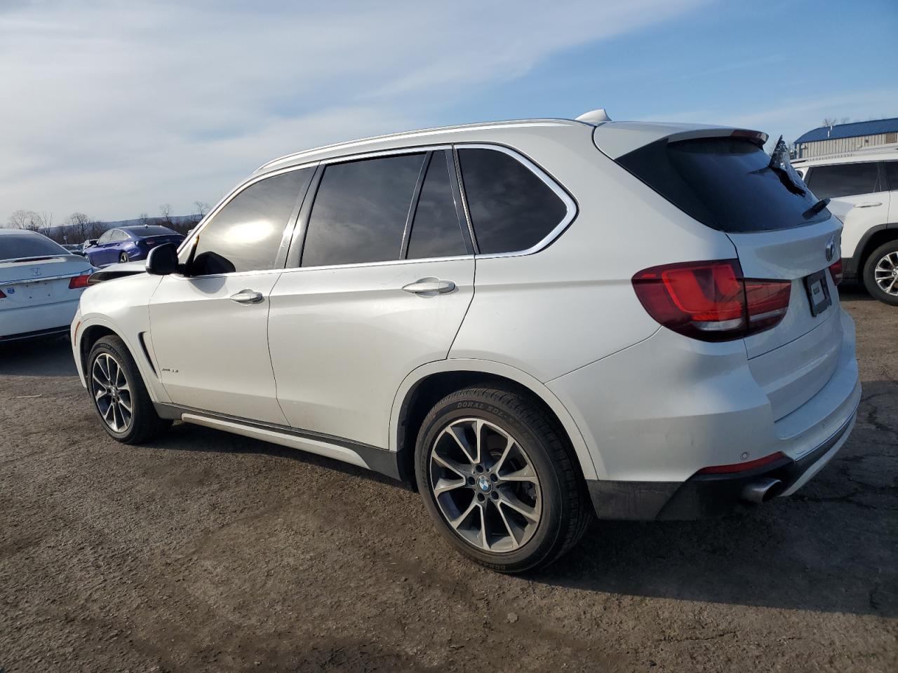 2017 BMW X5 XDRIVE3 - Фото 2