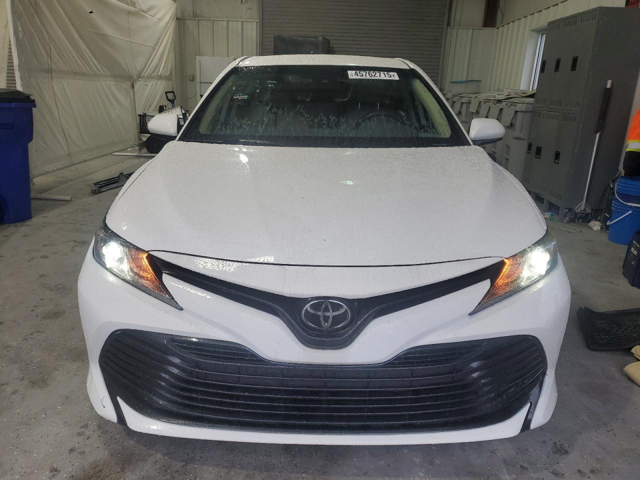 2020 TOYOTA CAMRY LE - Image 5