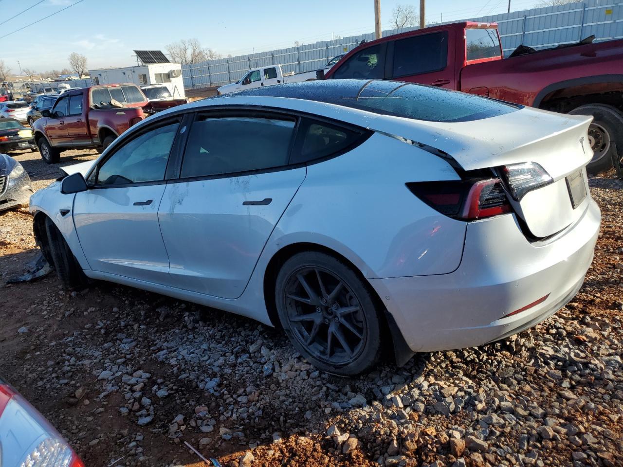2021 TESLA MODEL 3 - Image 2