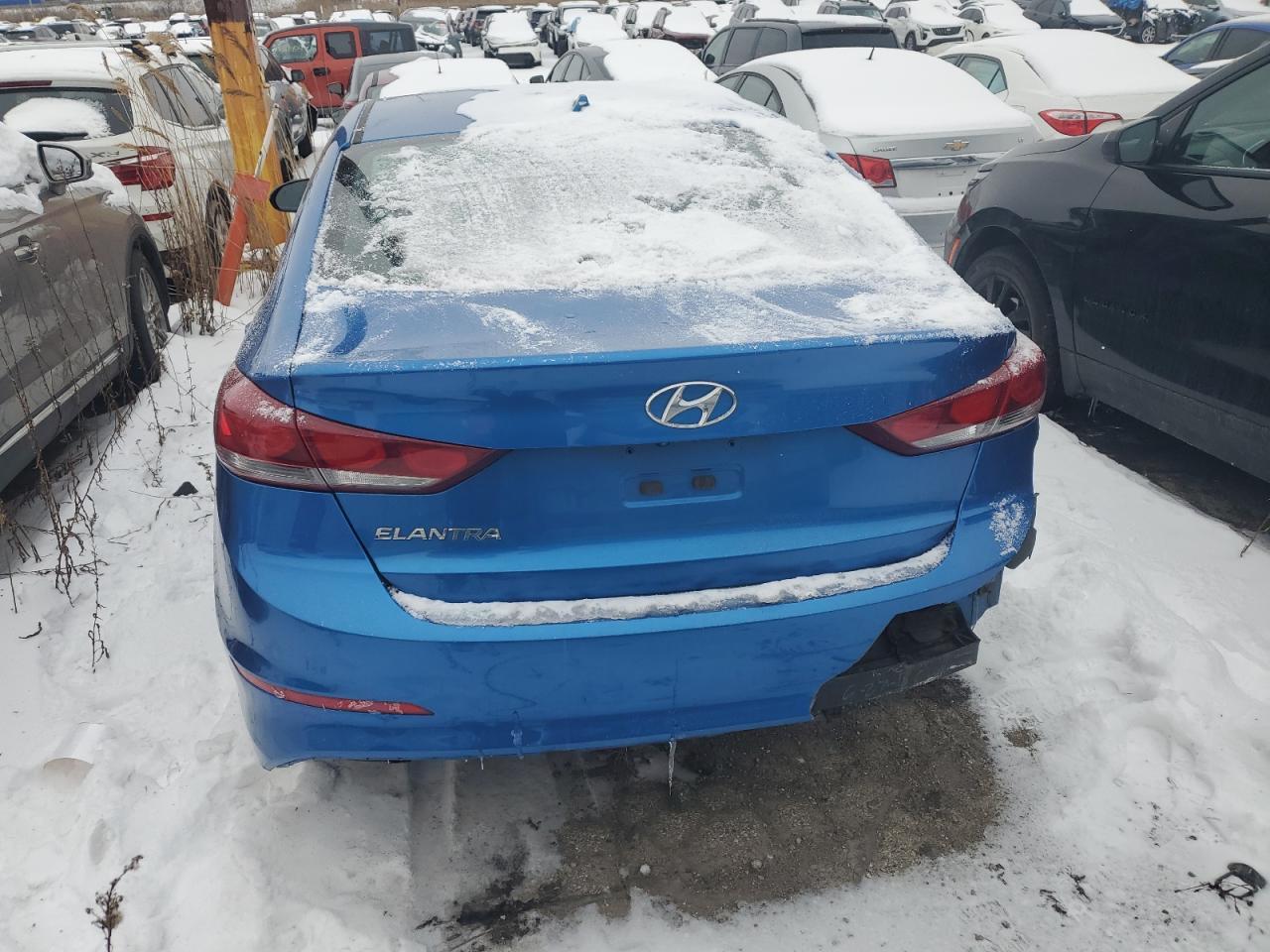 2018 HYUNDAI ELANTRA SE - Image 6