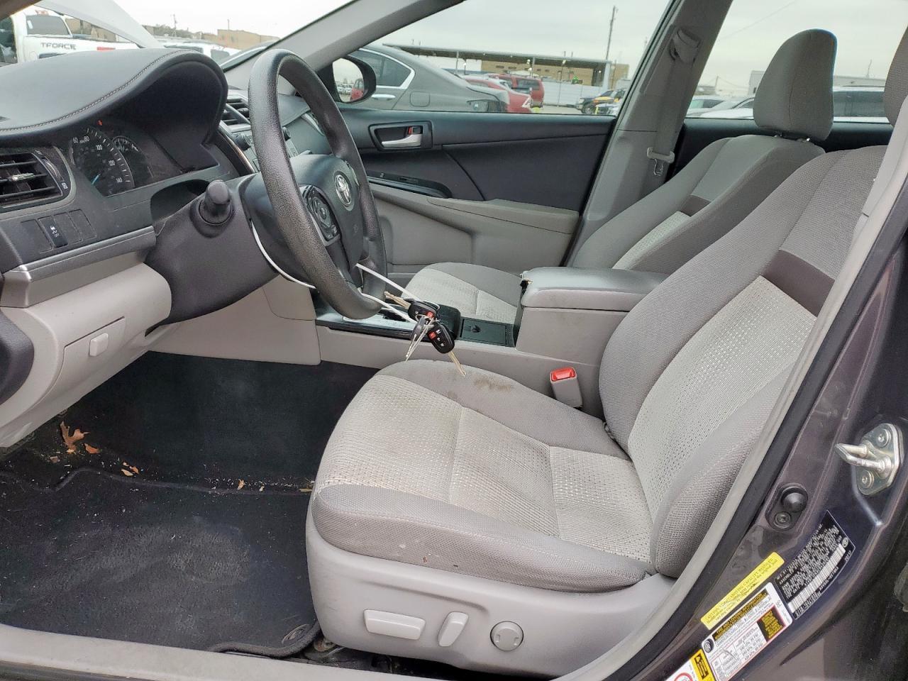 2014 TOYOTA CAMRY L - Image 7