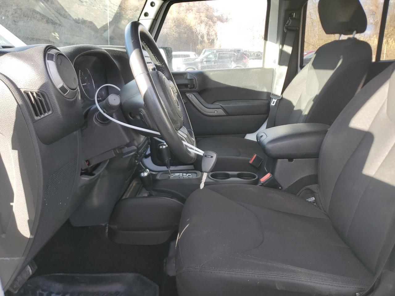 2015 JEEP WRANGLER U - Фото 7