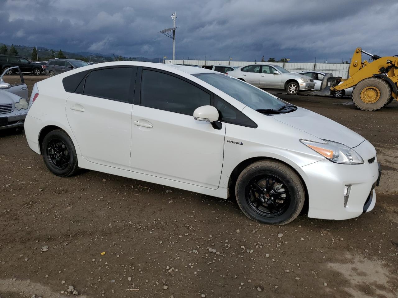 2013 TOYOTA PRIUS - Image 4