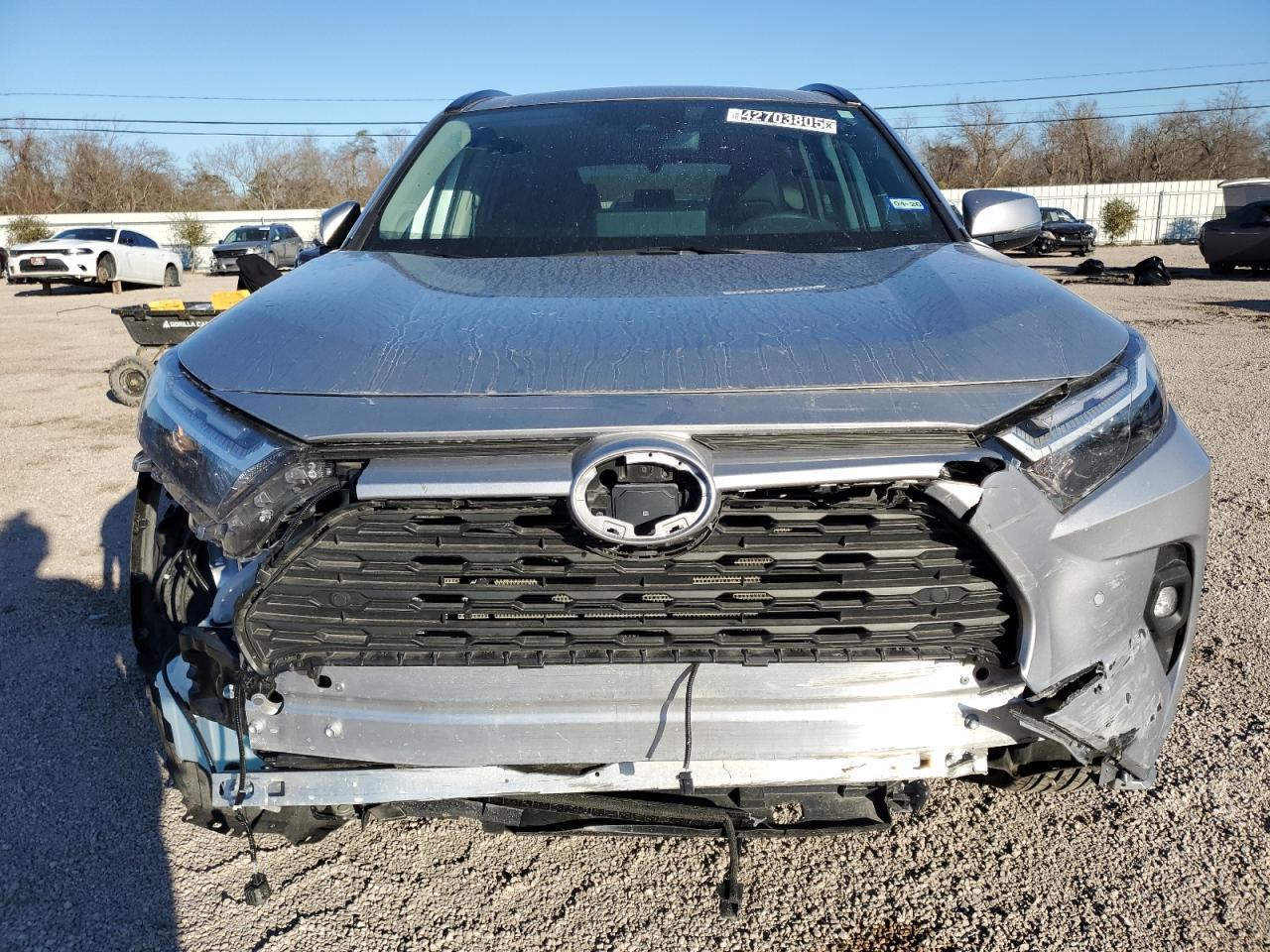 2024 TOYOTA RAV4 XLE P - Image 5