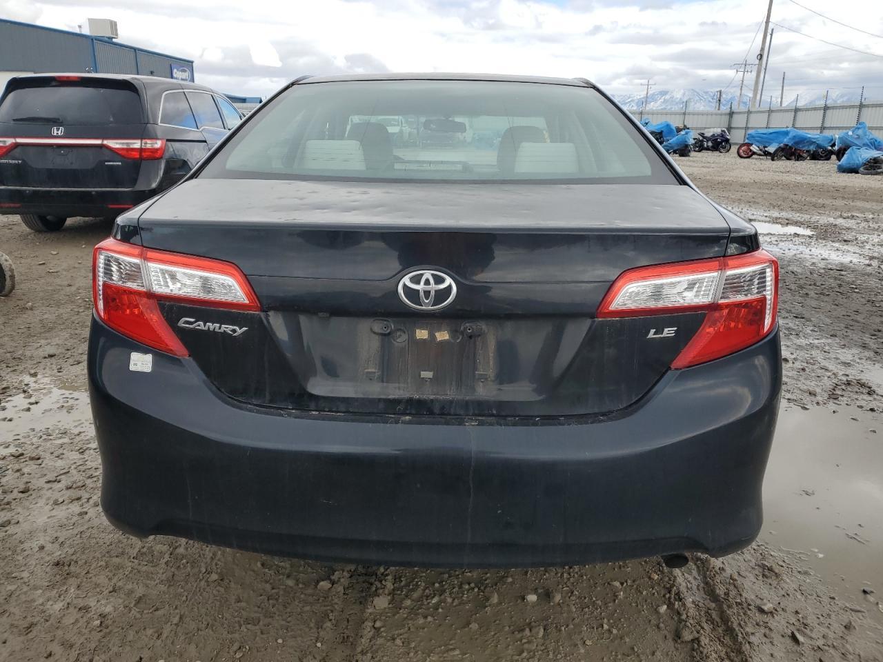 2014 TOYOTA CAMRY L - Фото 6
