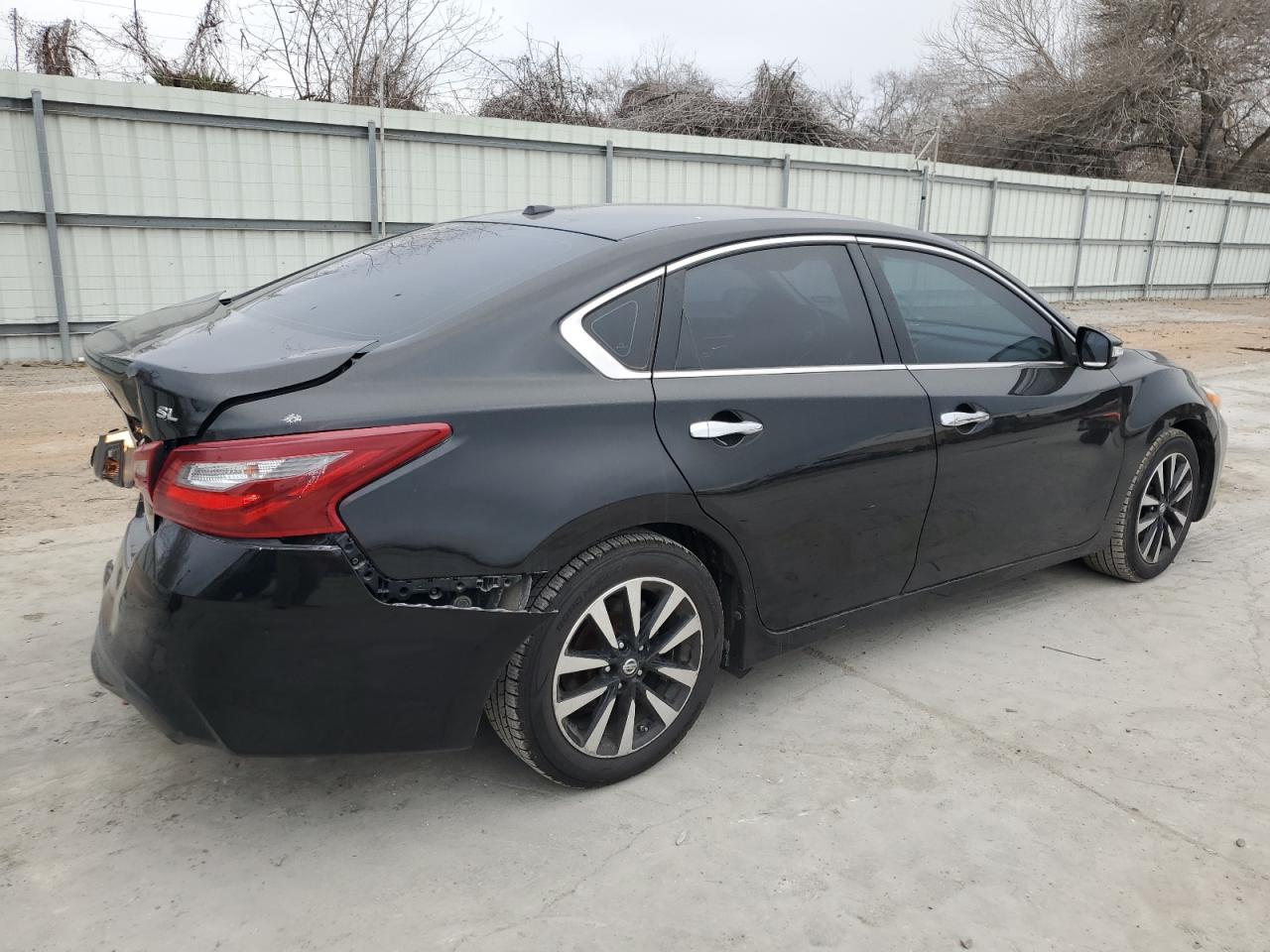 2018 NISSAN ALTIMA 2.5 - Фото 3