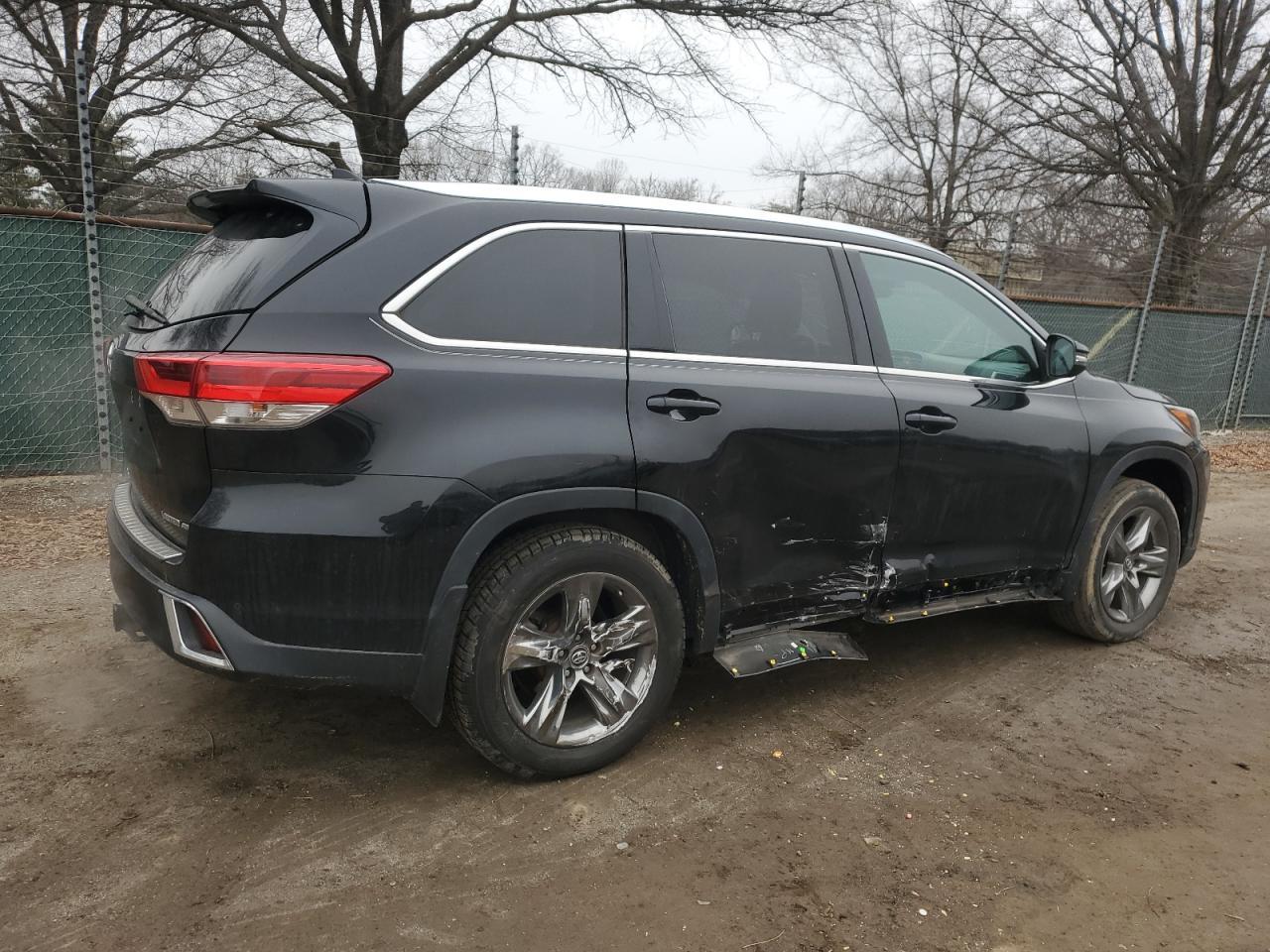 2018 TOYOTA HIGHLANDER - Фото 3