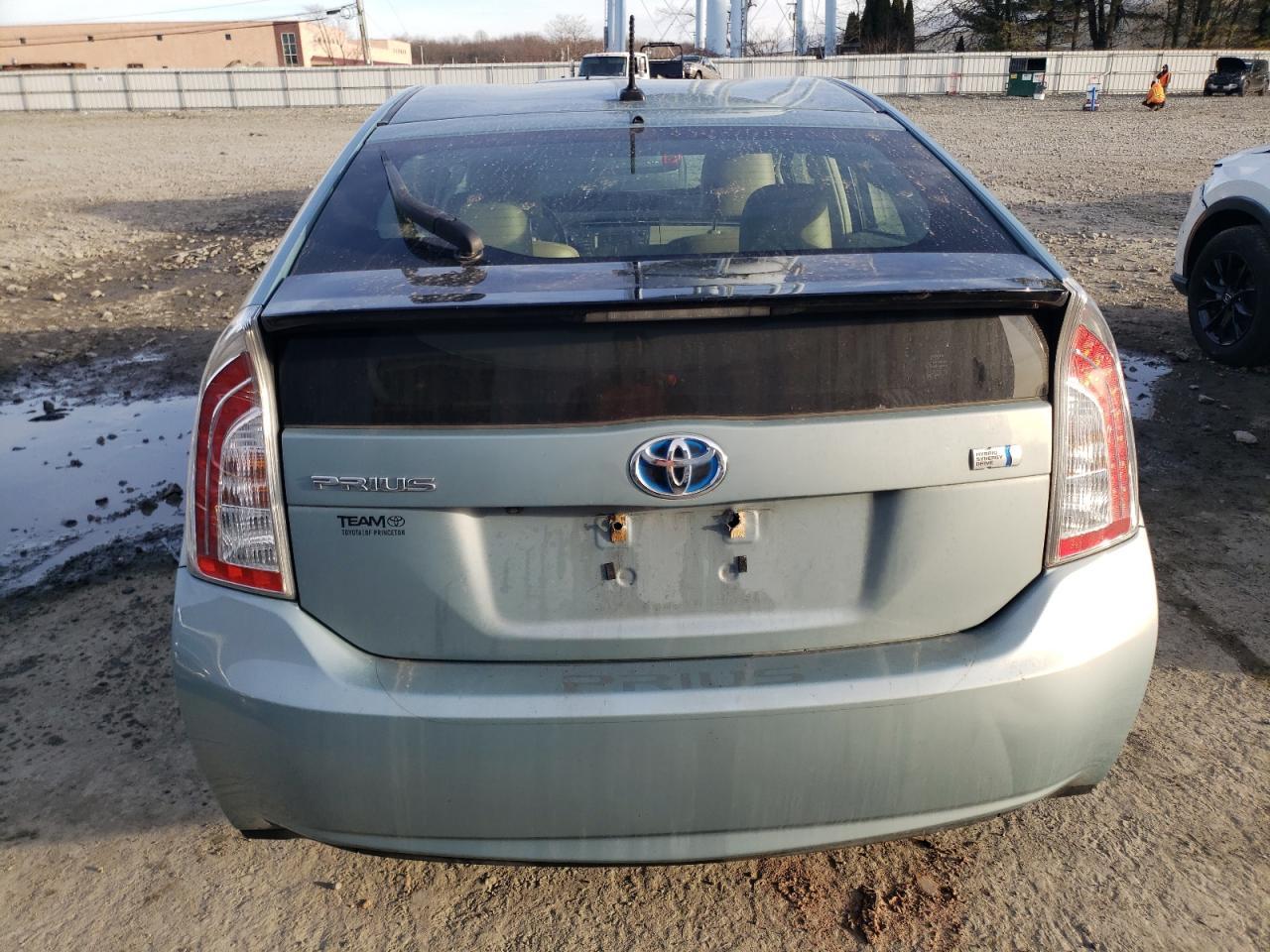 2015 TOYOTA PRIUS - Фото 6