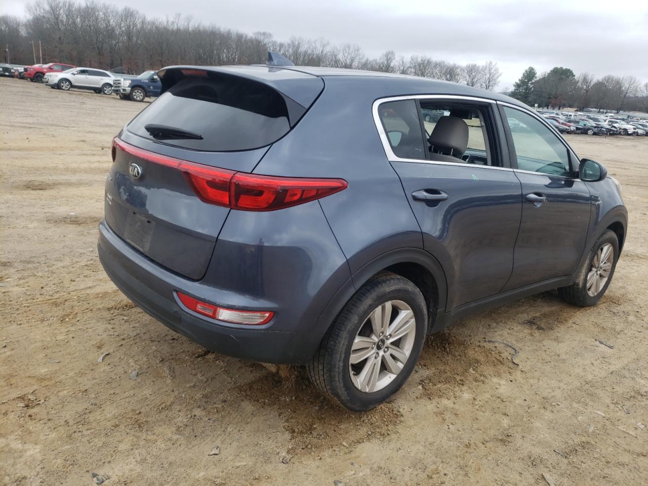 2017 KIA SPORTAGE L - Image 3