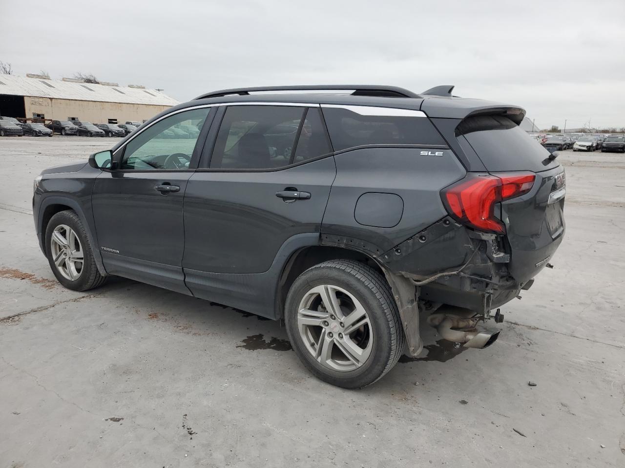 2018 GMC TERRAIN SL - Image 2