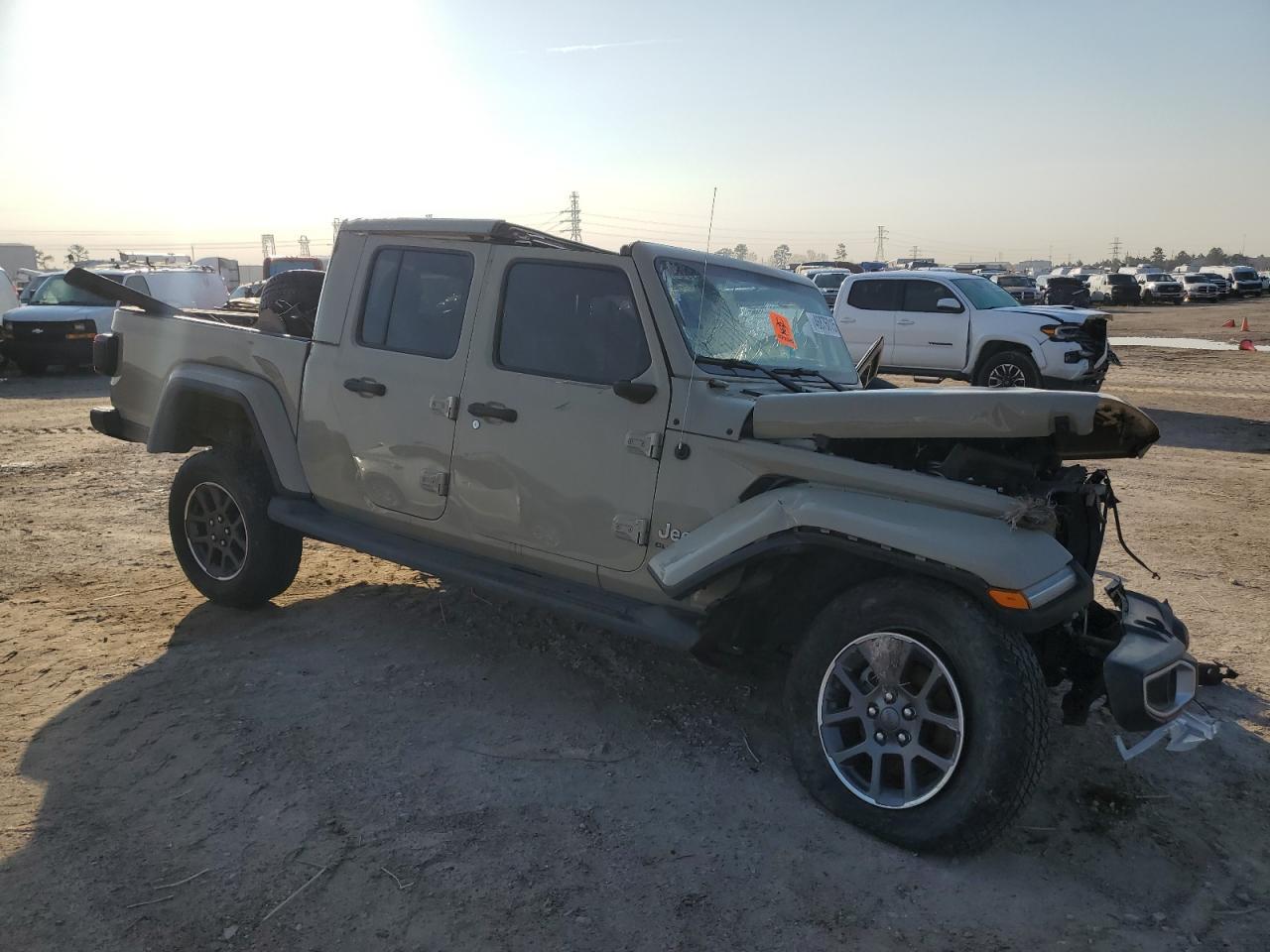 2020 JEEP GLADIATOR - Image 4
