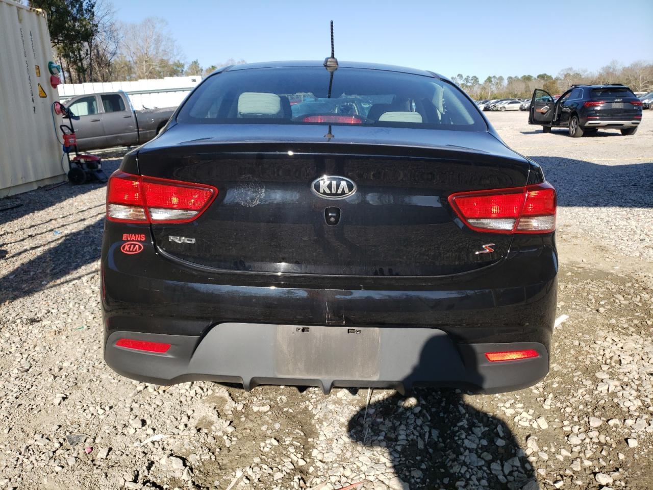 2020 KIA RIO LX - Фото 6