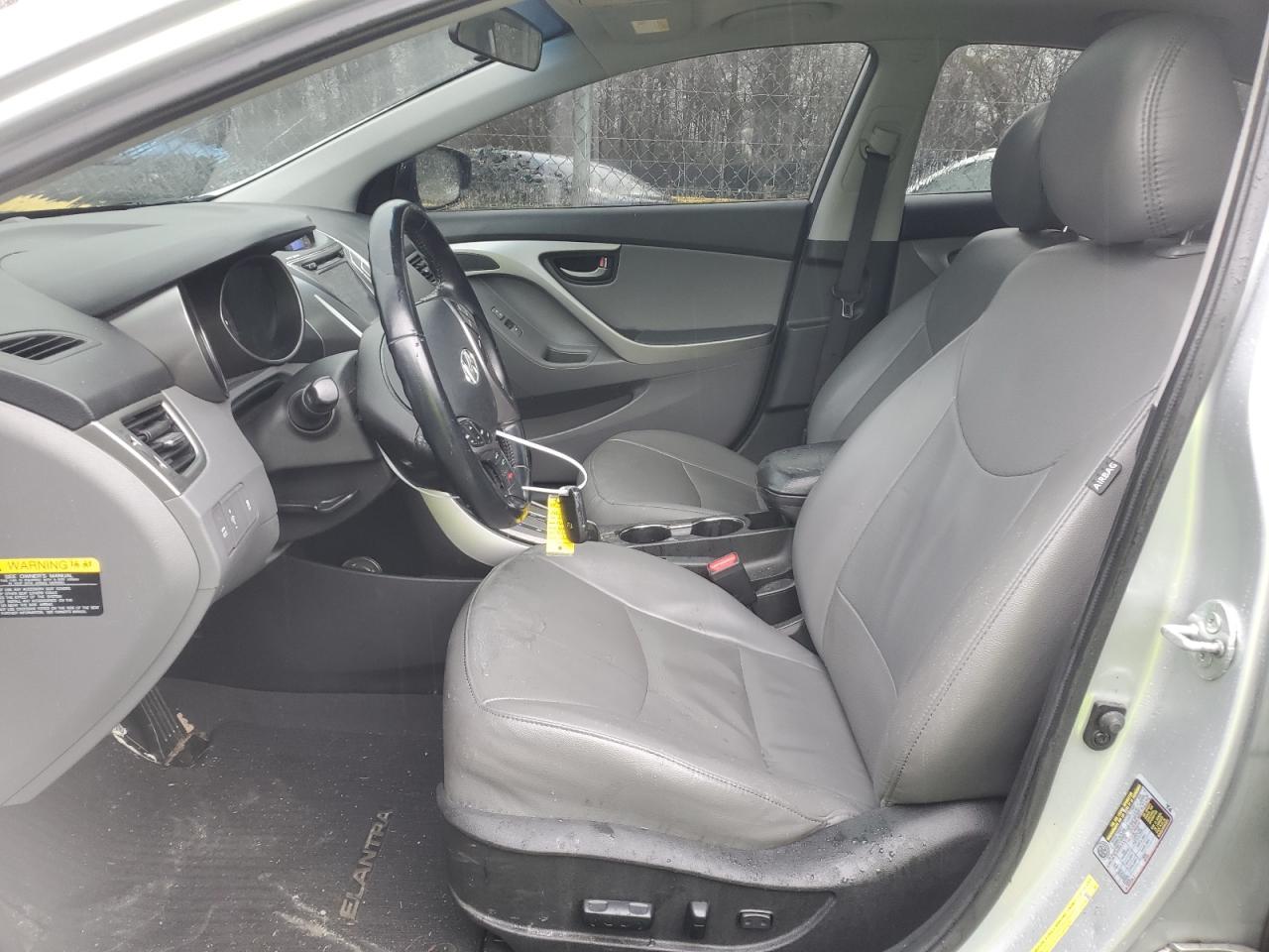 2013 HYUNDAI ELANTRA GL - Image 7