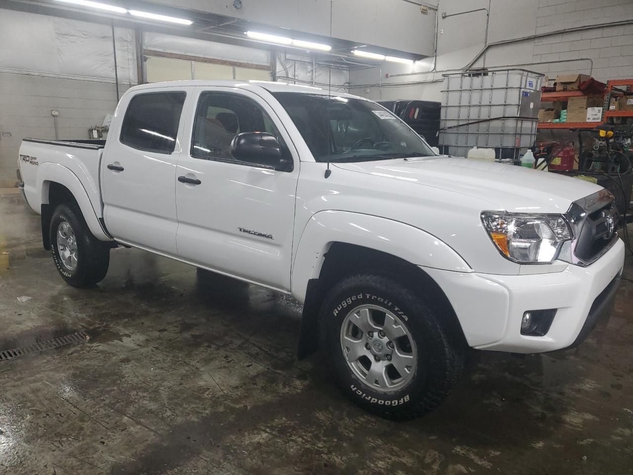 2014 TOYOTA TACOMA DOU - Фото 4
