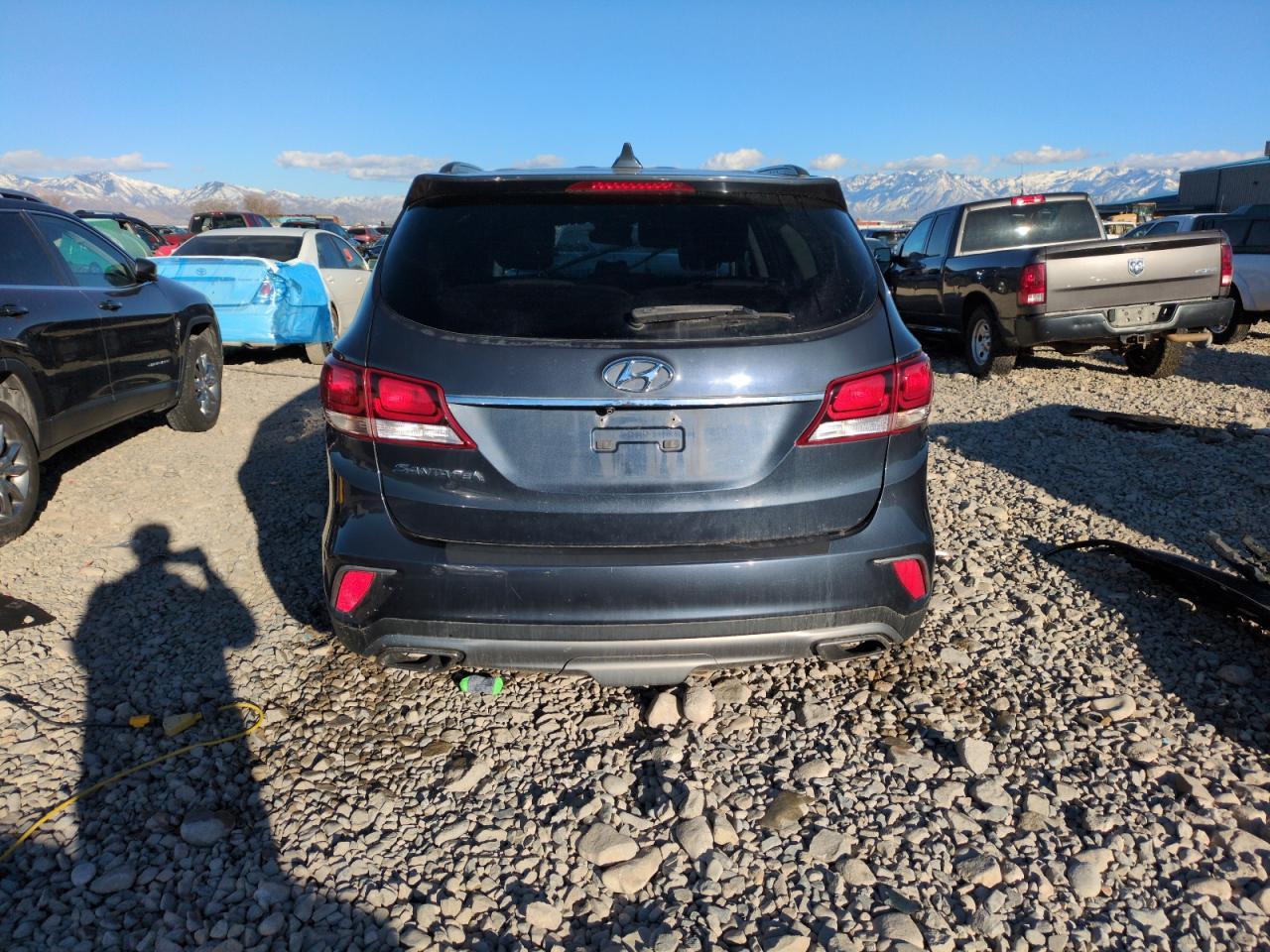 2017 HYUNDAI SANTA FE S - Image 6