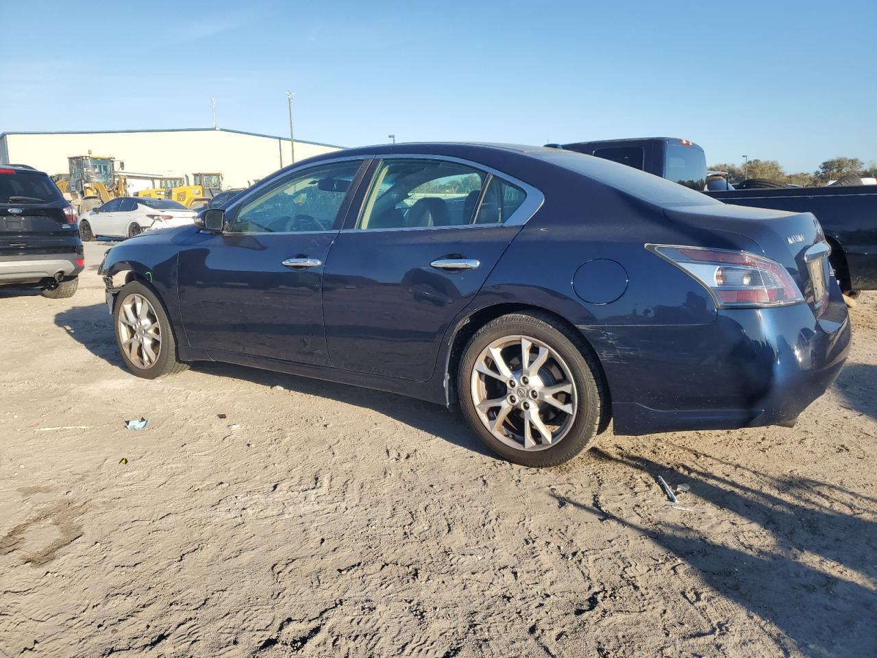 2014 NISSAN MAXIMA S - Image 2