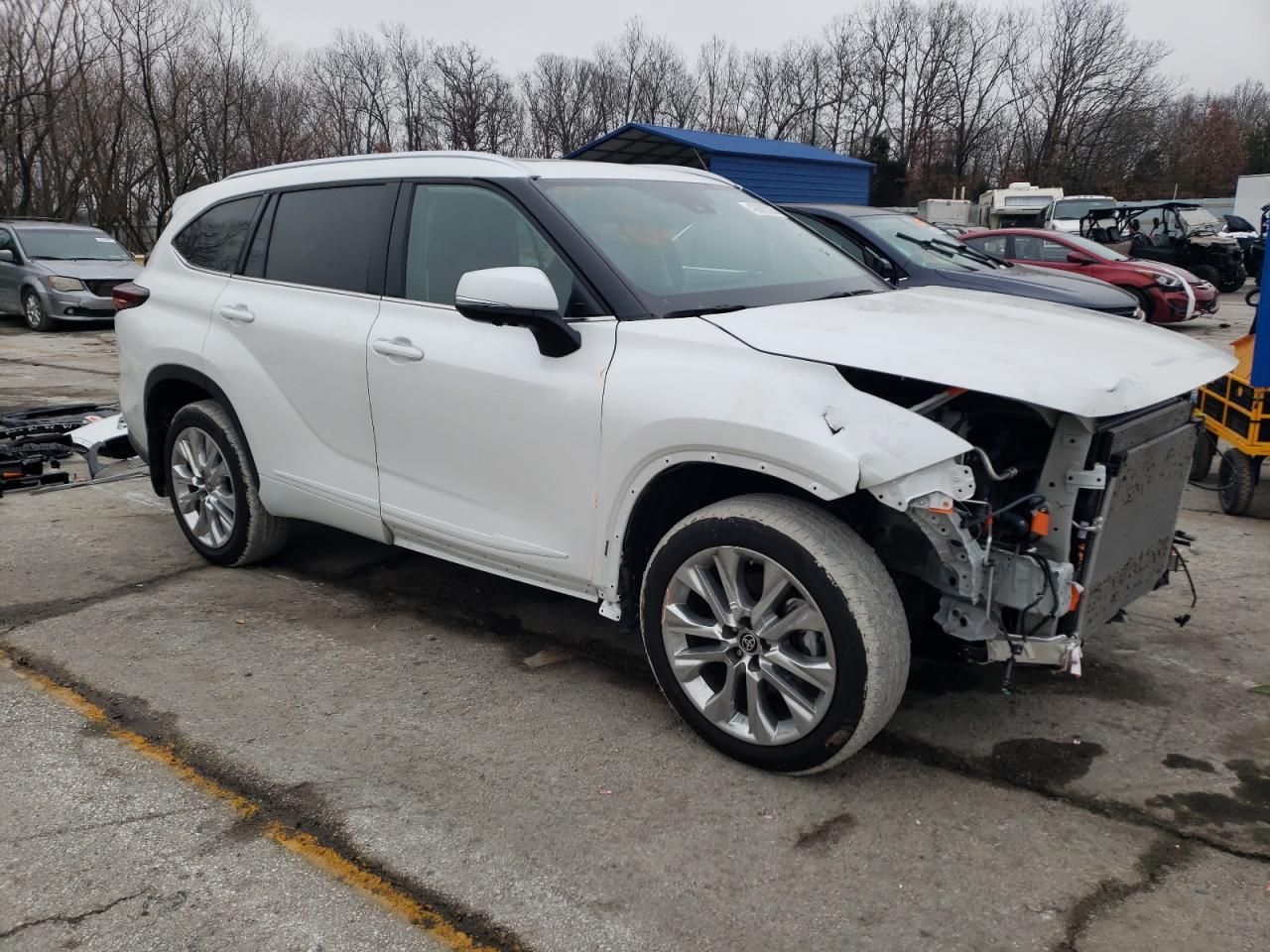 2024 TOYOTA HIGHLANDER - Фото 4