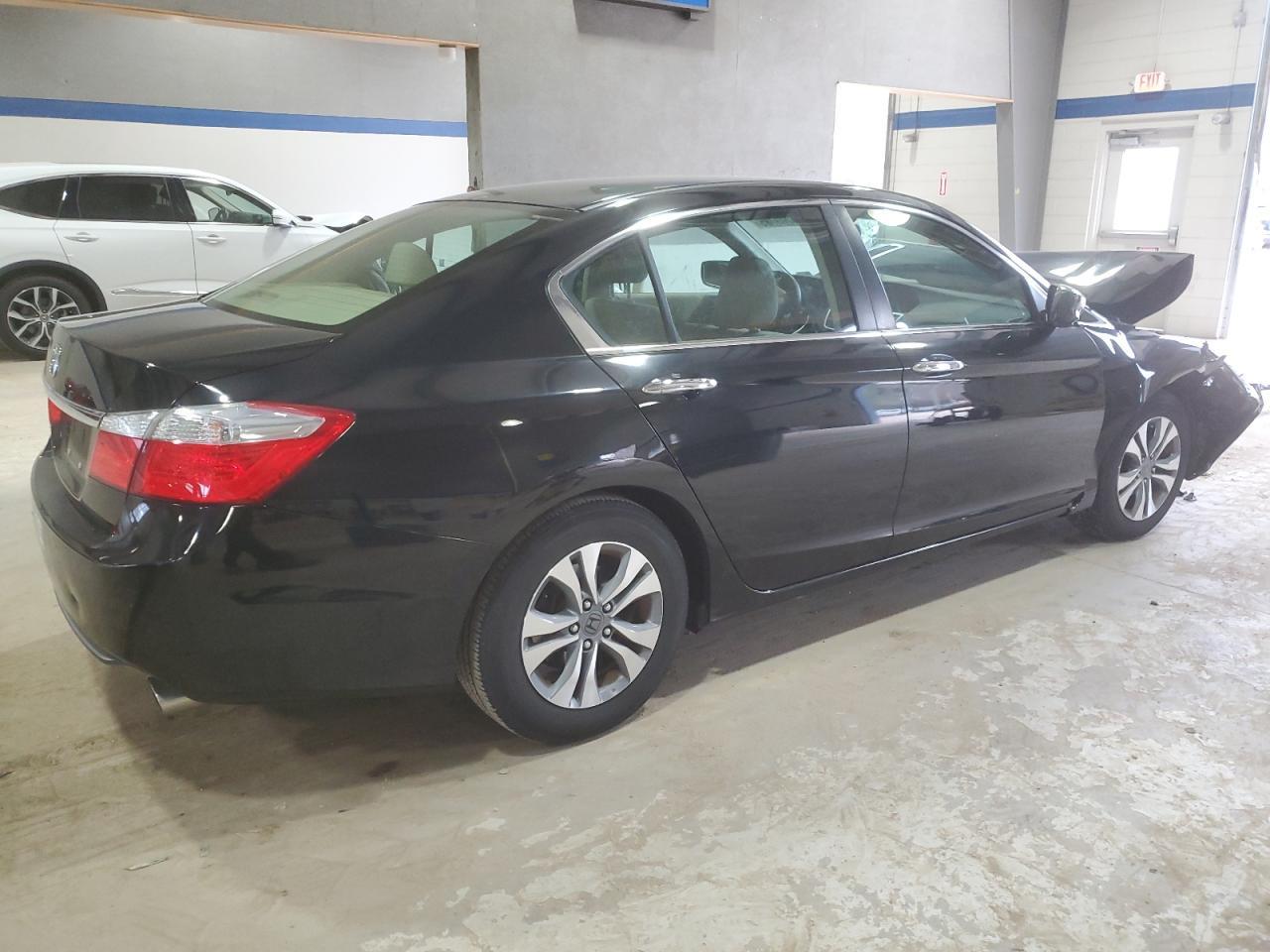 2014 HONDA ACCORD LX - Фото 3