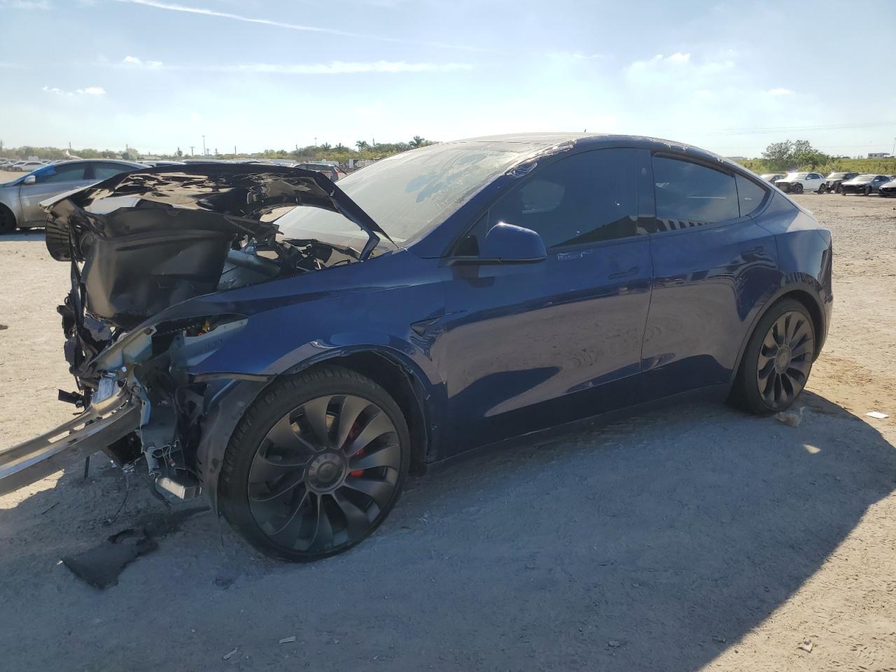 2023 TESLA MODEL Y