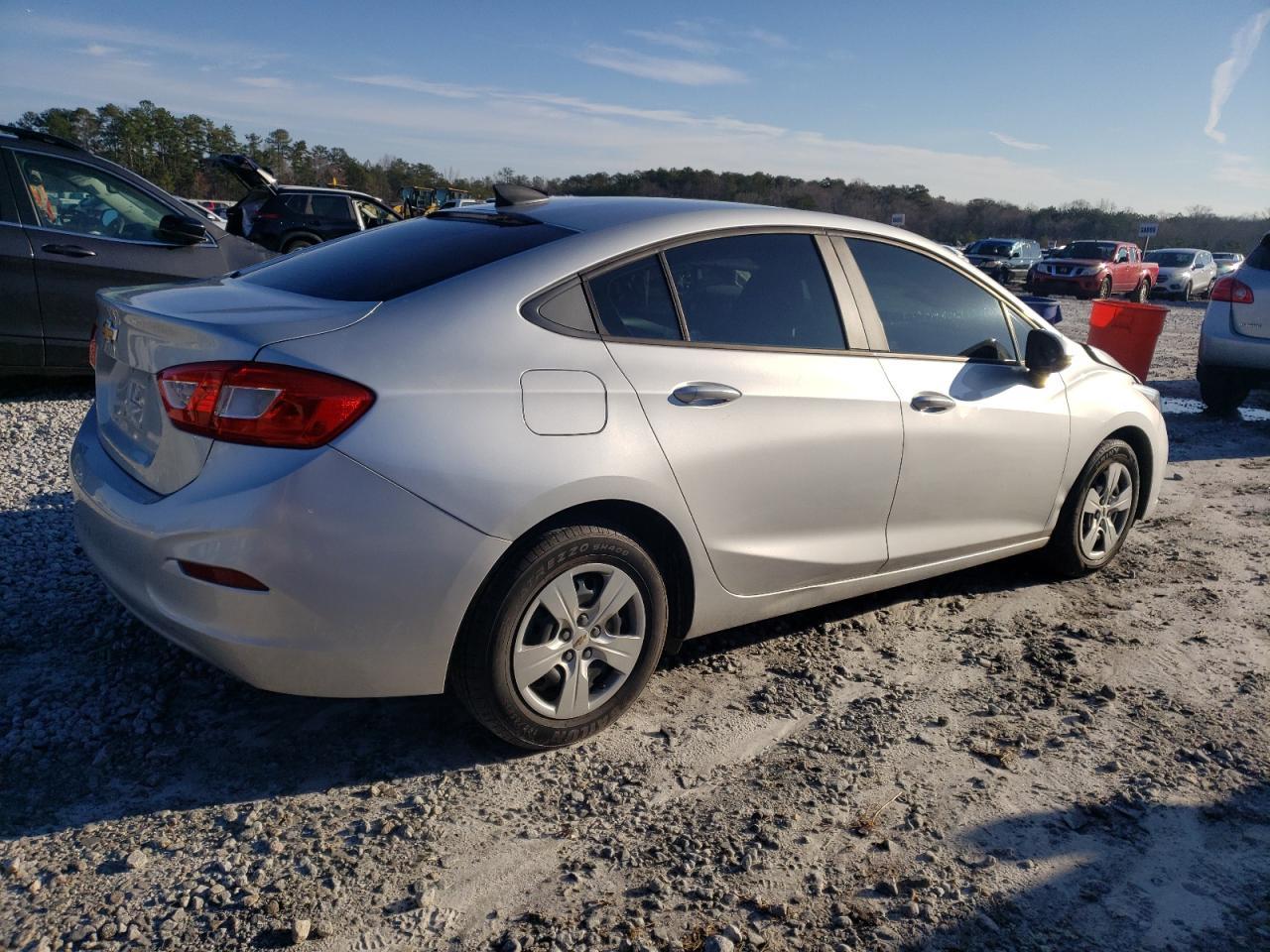 2016 CHEVROLET CRUZE LS - Image 3