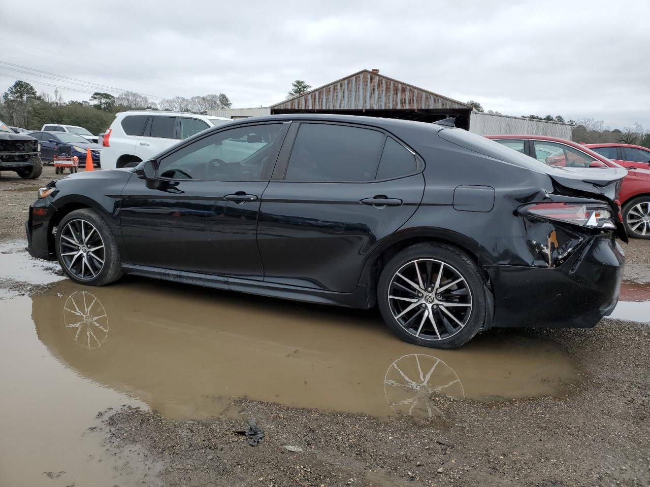 2021 TOYOTA CAMRY SE - Image 2