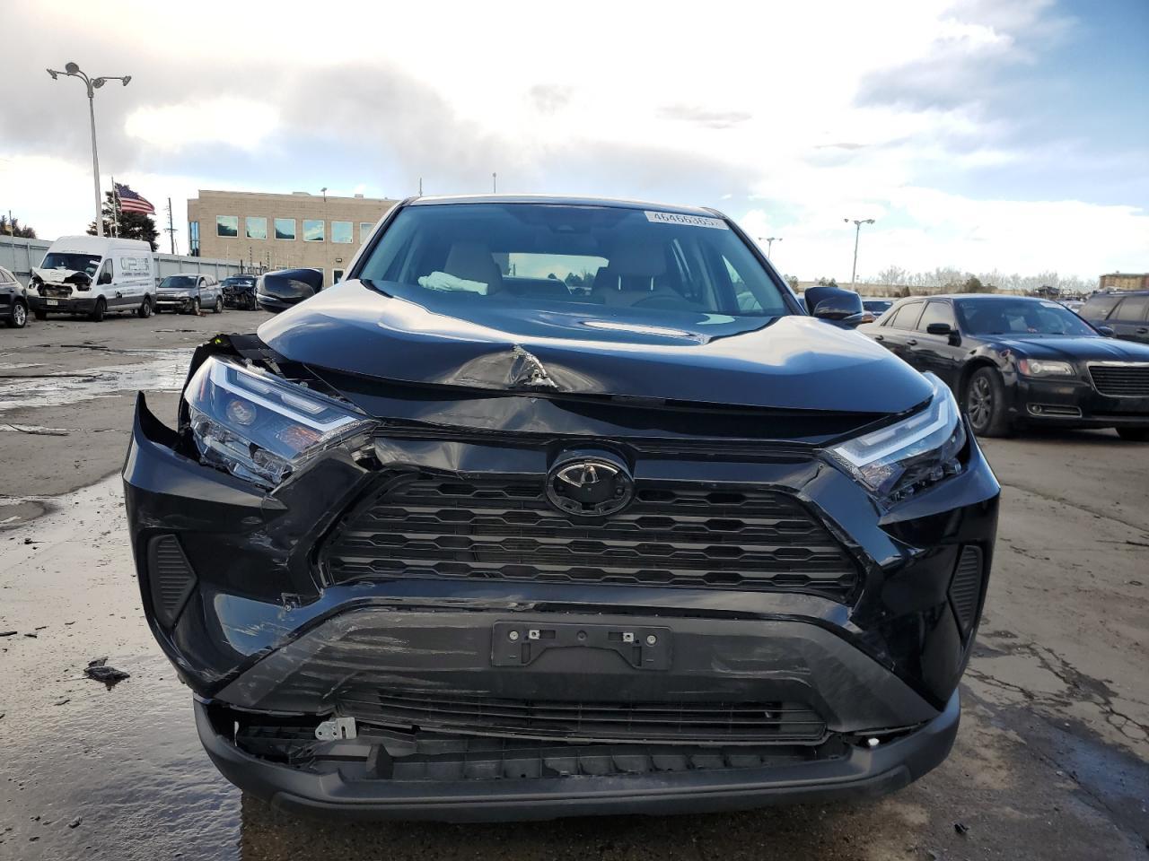2023 TOYOTA RAV4 LE - Фото 5