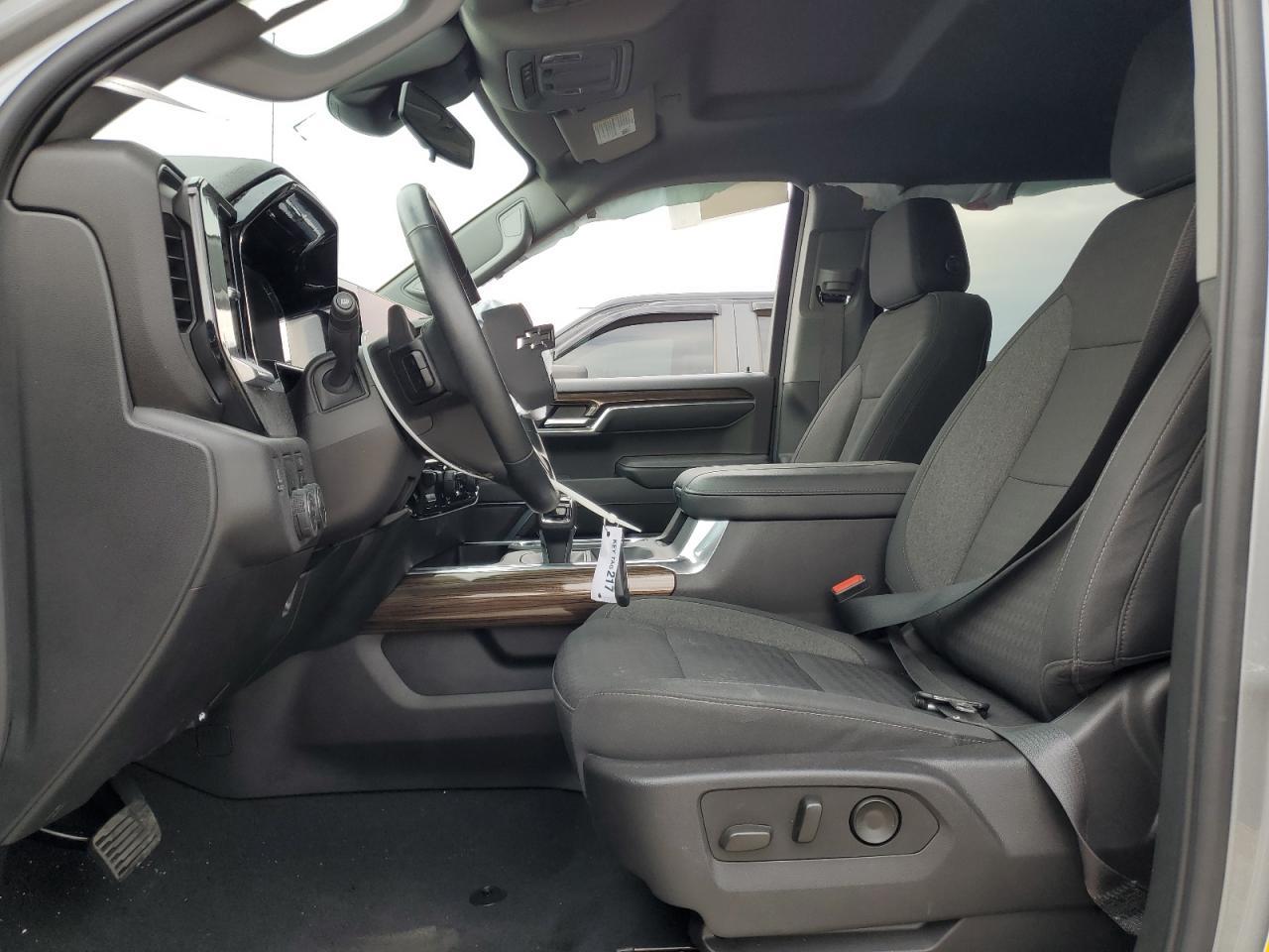 2024 CHEVROLET SILVERADO - Image 7