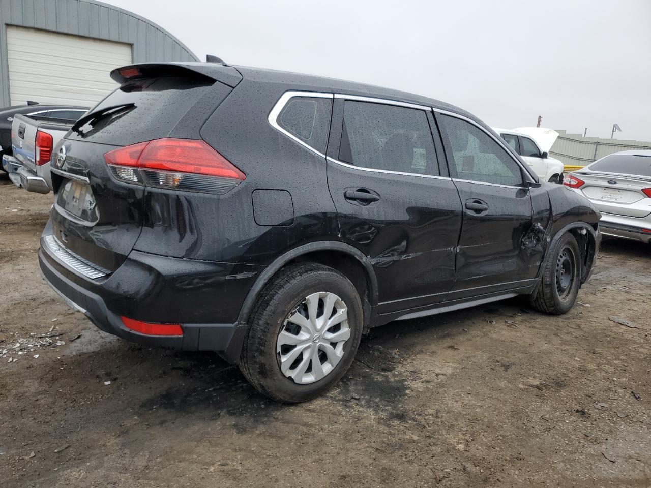 2017 NISSAN ROGUE S - Фото 3