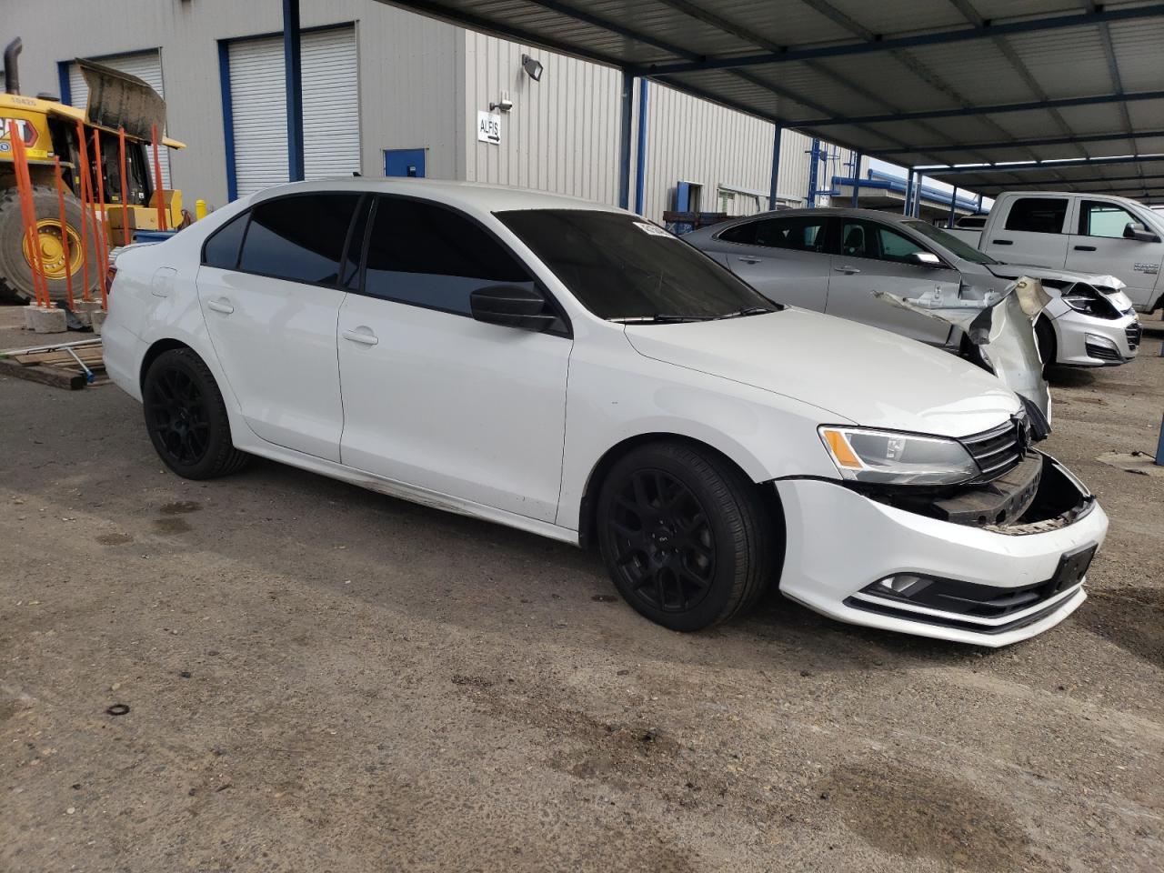 2016 VOLKSWAGEN JETTA SPOR - Image 4