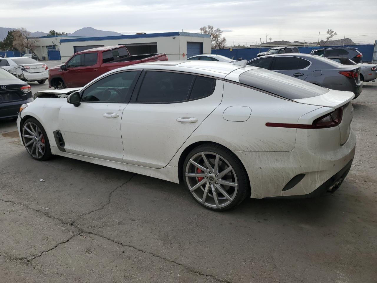 2021 KIA STINGER GT - Фото 2