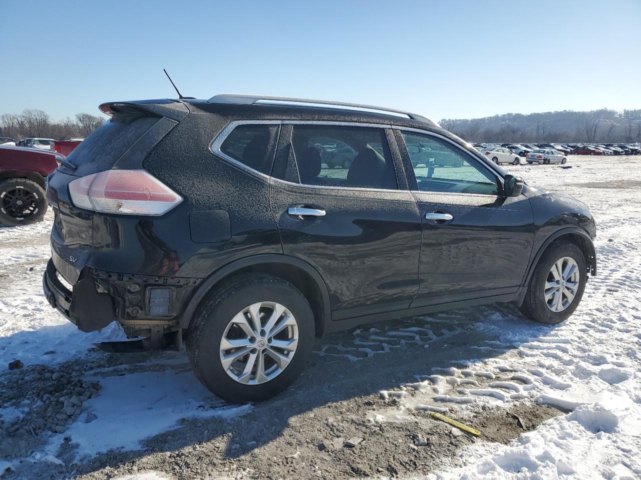 2015 NISSAN ROGUE S - Фото 3