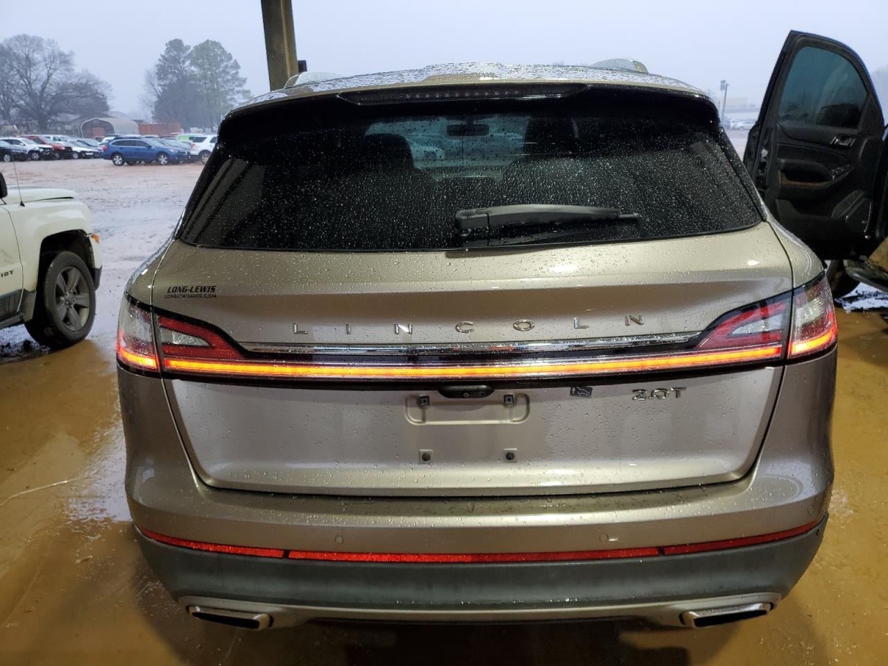 2019 LINCOLN NAUTILUS S - Image 6