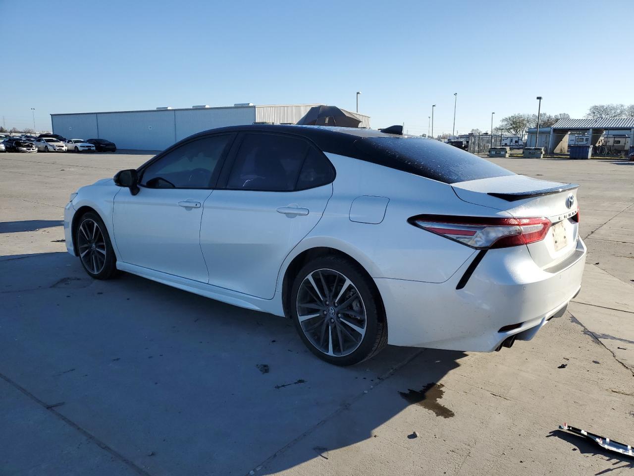 2018 TOYOTA CAMRY XSE - Фото 2